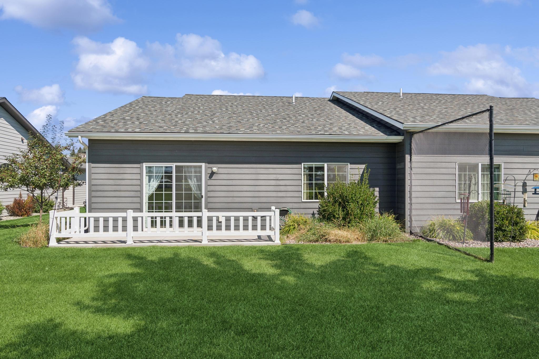 284 W Nicklaus Avenue