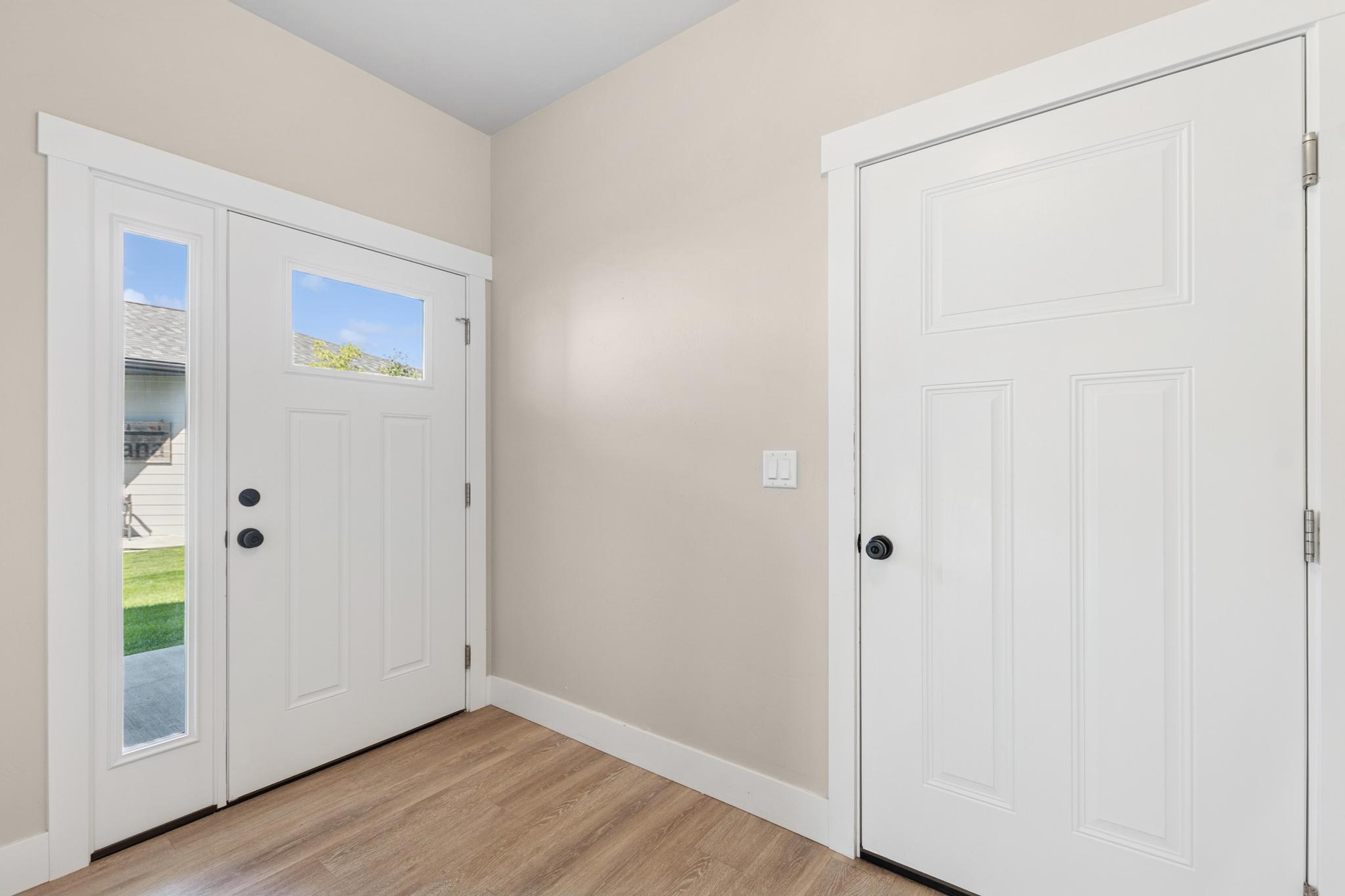 284 W Nicklaus Avenue