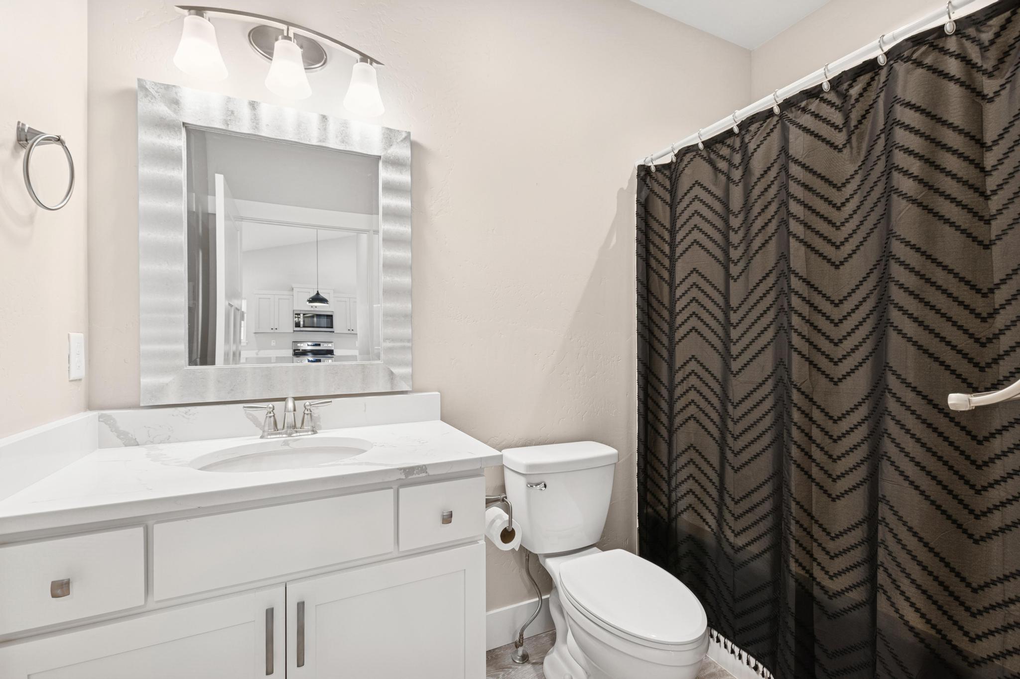 284 W Nicklaus Avenue