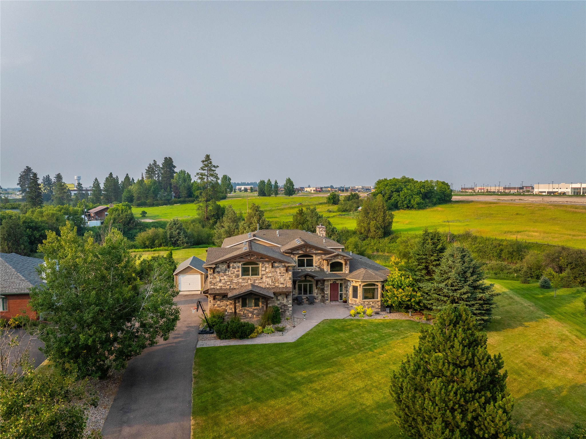 332 Stillwater Loop
