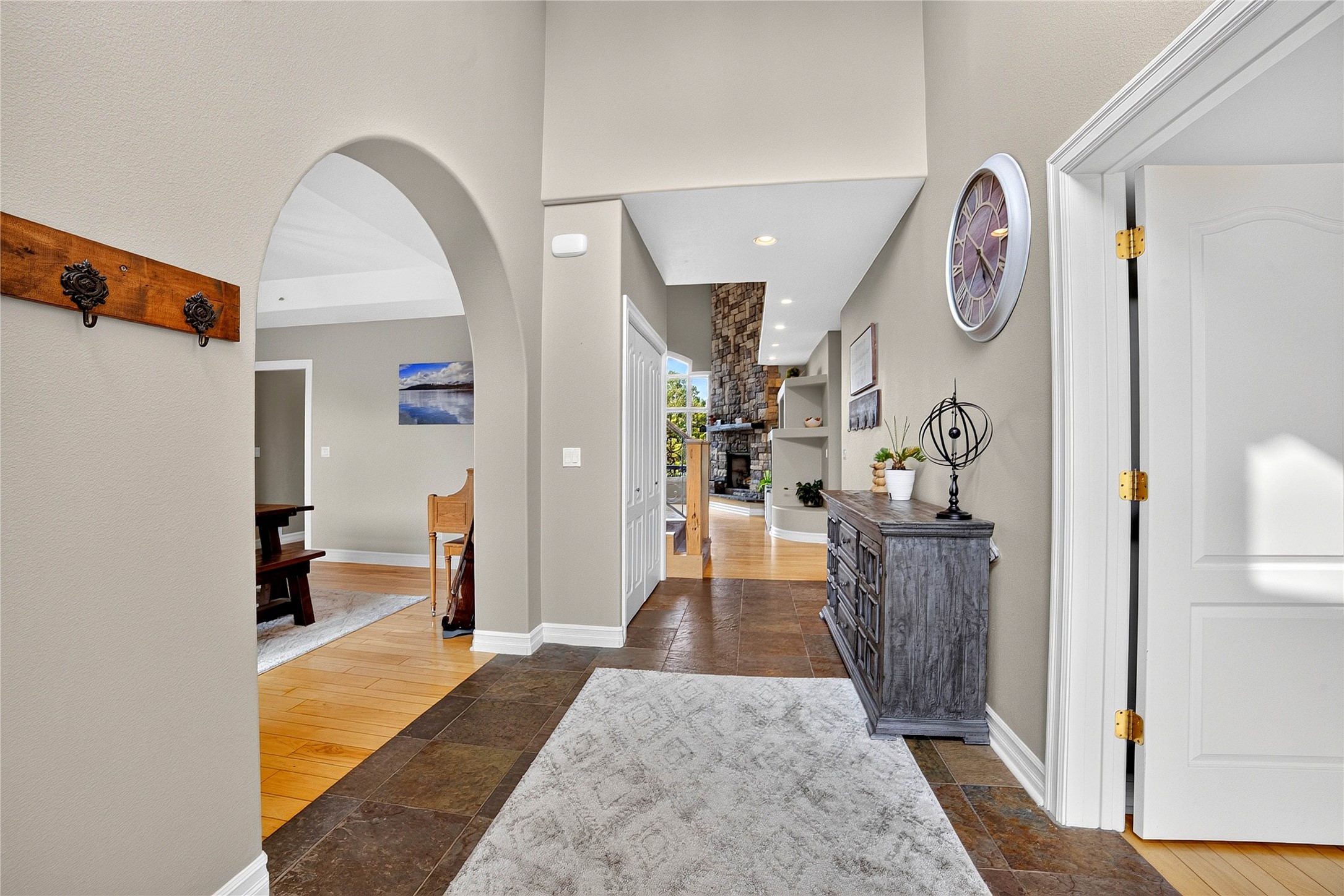 332 Stillwater Loop