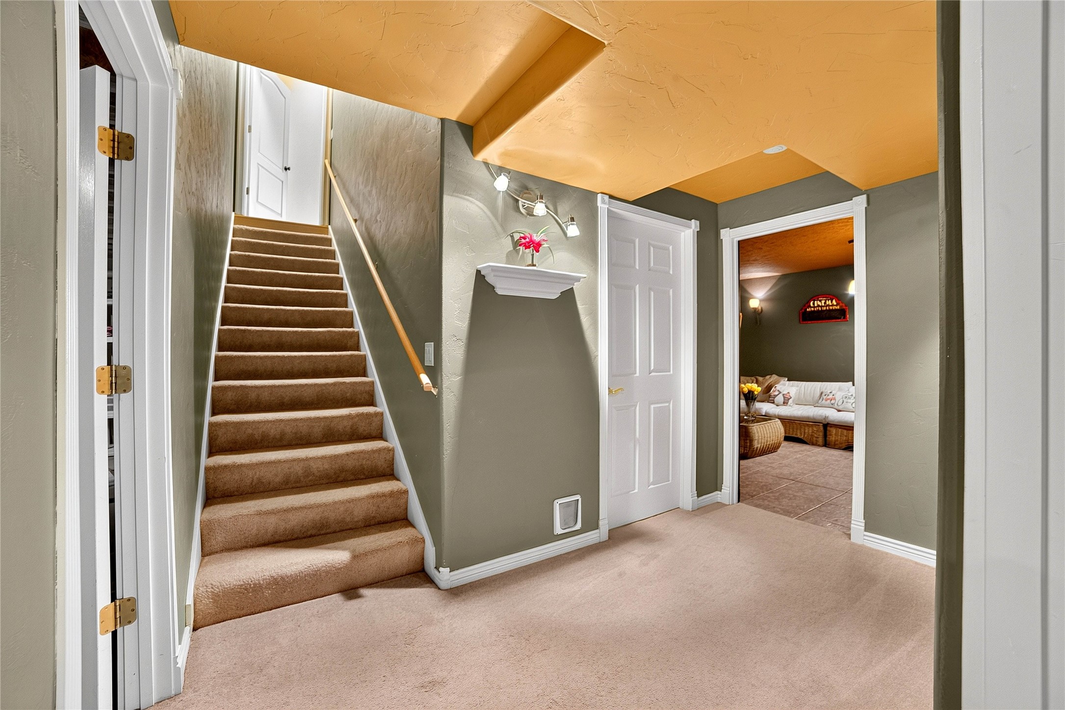 332 Stillwater Loop