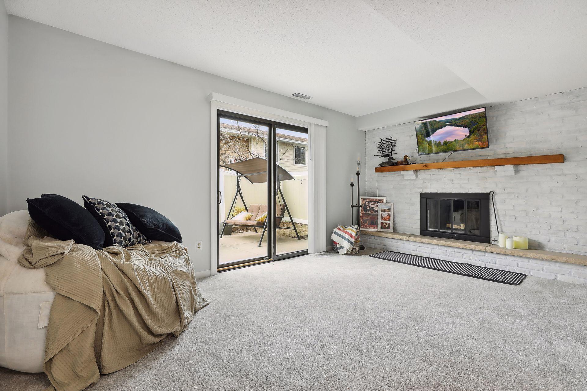 2229 Oregon Court