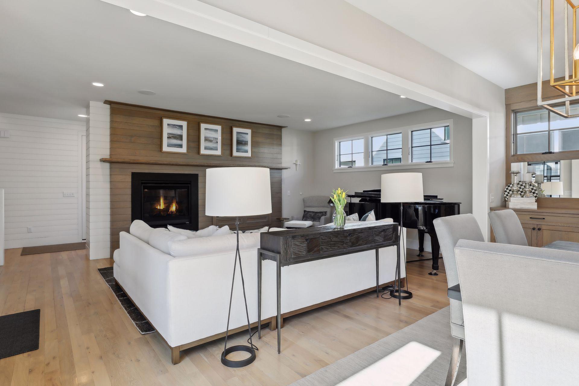 1367 Windy Ridge