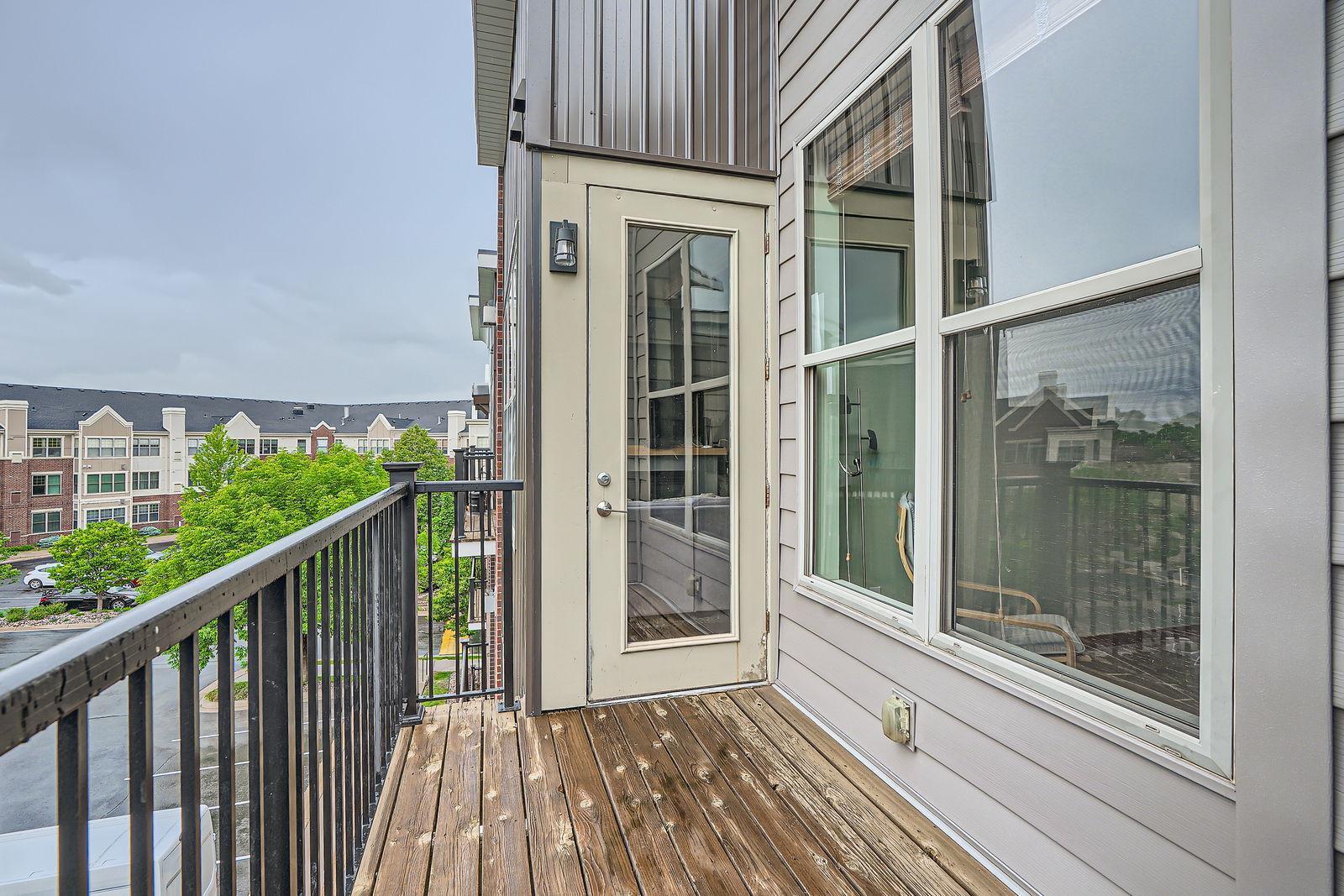 3640 Wooddale Avenue S Unit: 319