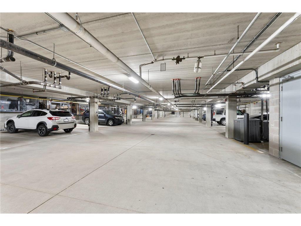 3640 Wooddale Avenue S Unit: 319