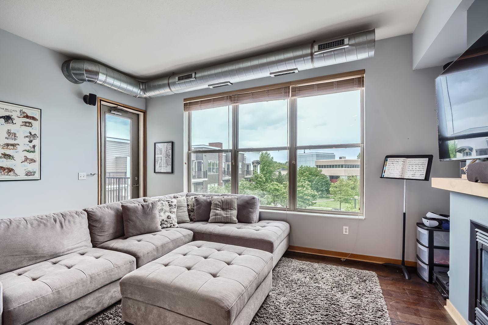 3640 Wooddale Avenue S Unit: 319