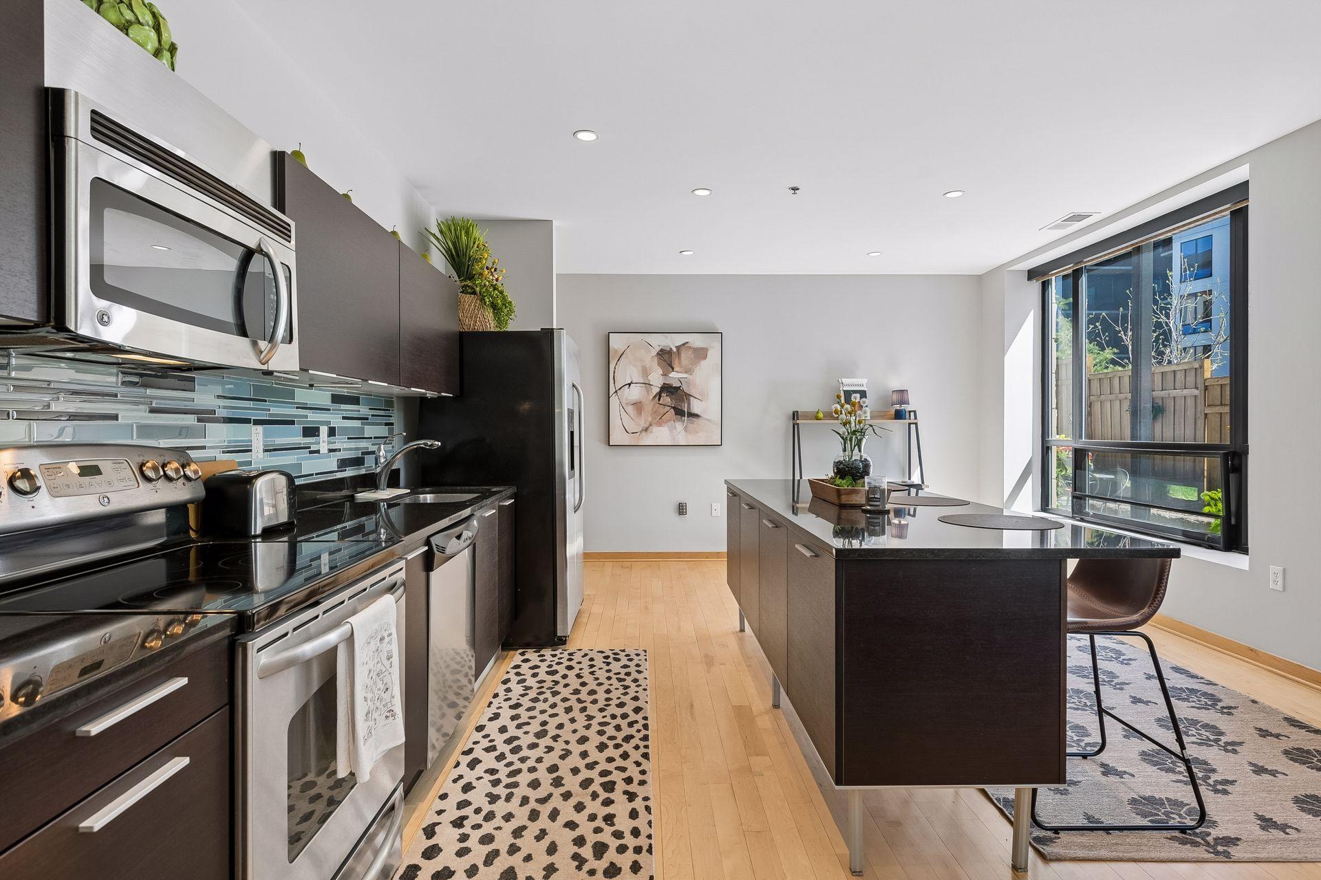 3104 W Lake Street Unit: 103