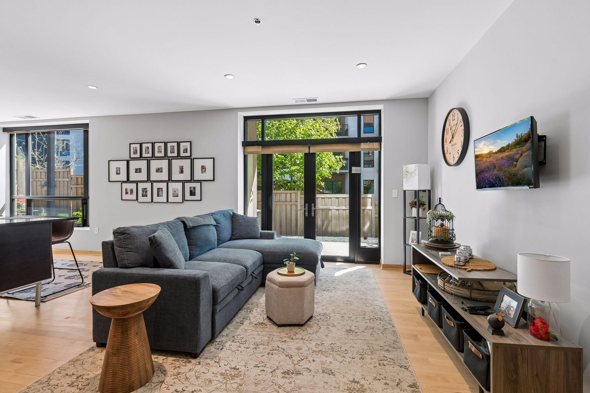 3104 W Lake Street Unit: 103