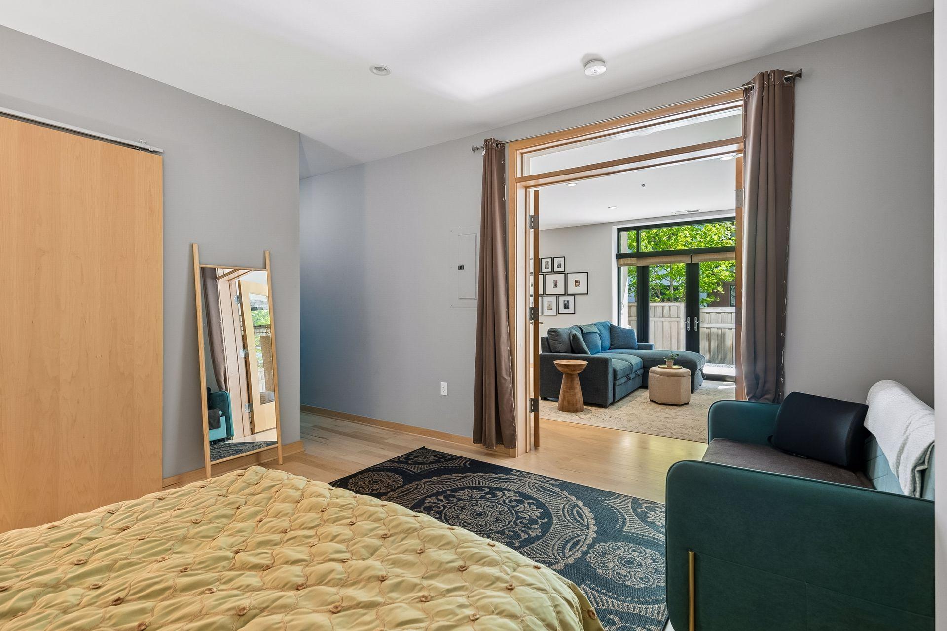 3104 W Lake Street Unit: 103