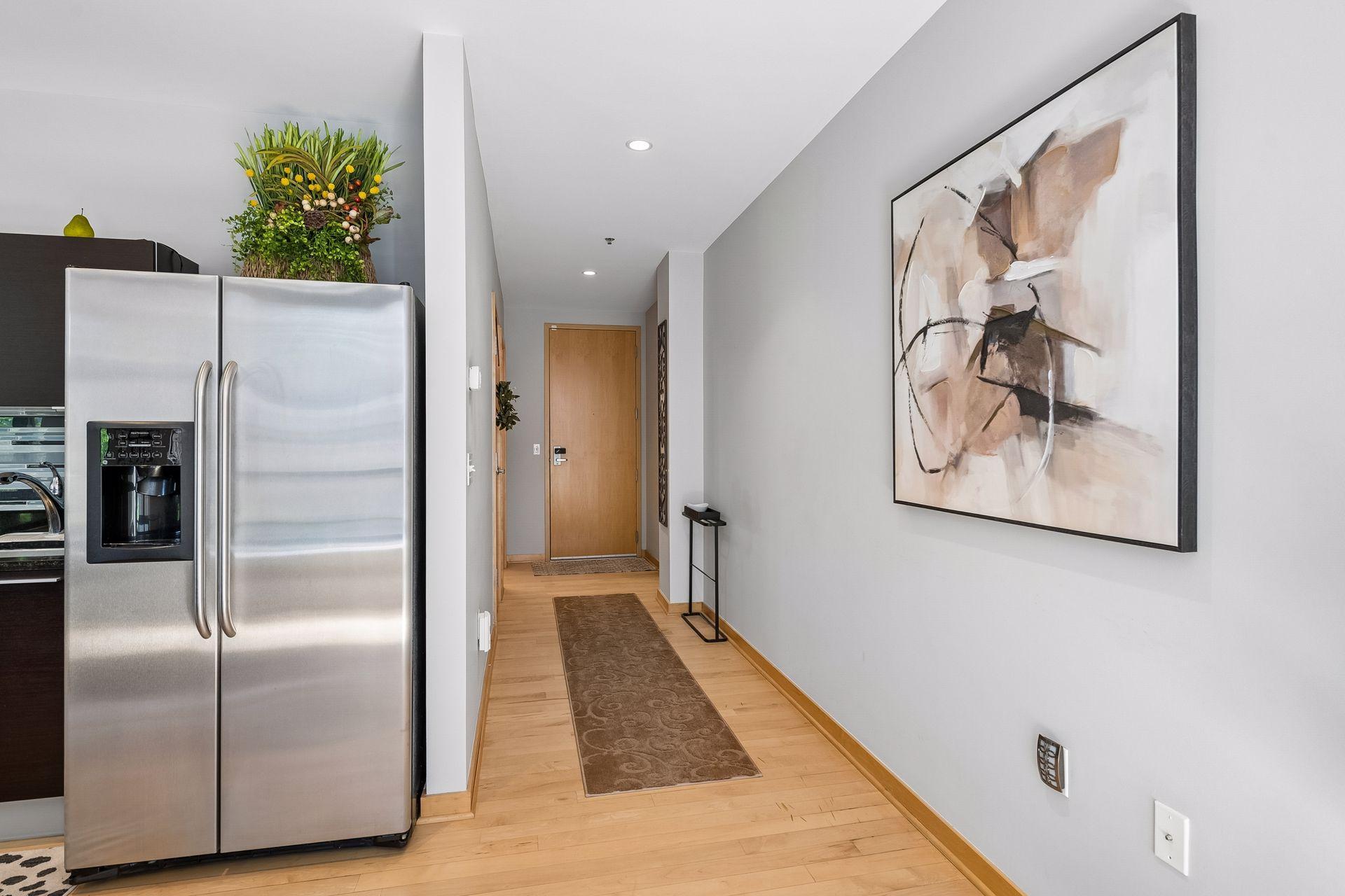 3104 W Lake Street Unit: 103