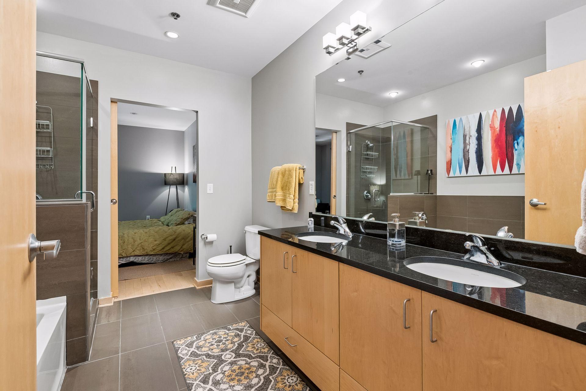 3104 W Lake Street Unit: 103