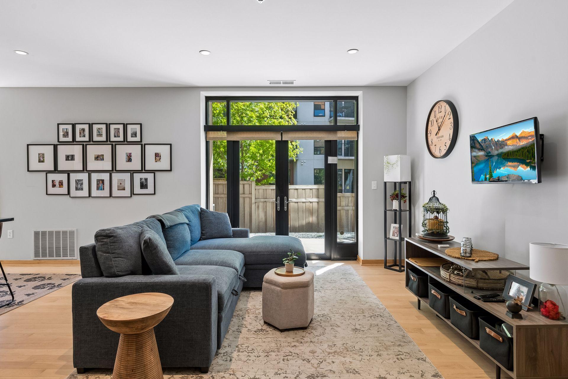 3104 W Lake Street Unit: 103
