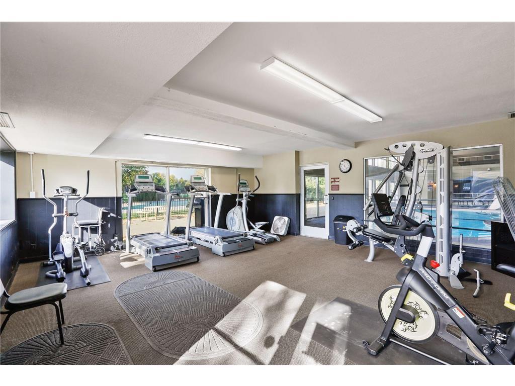 10540 43rd Avenue N Unit: 111