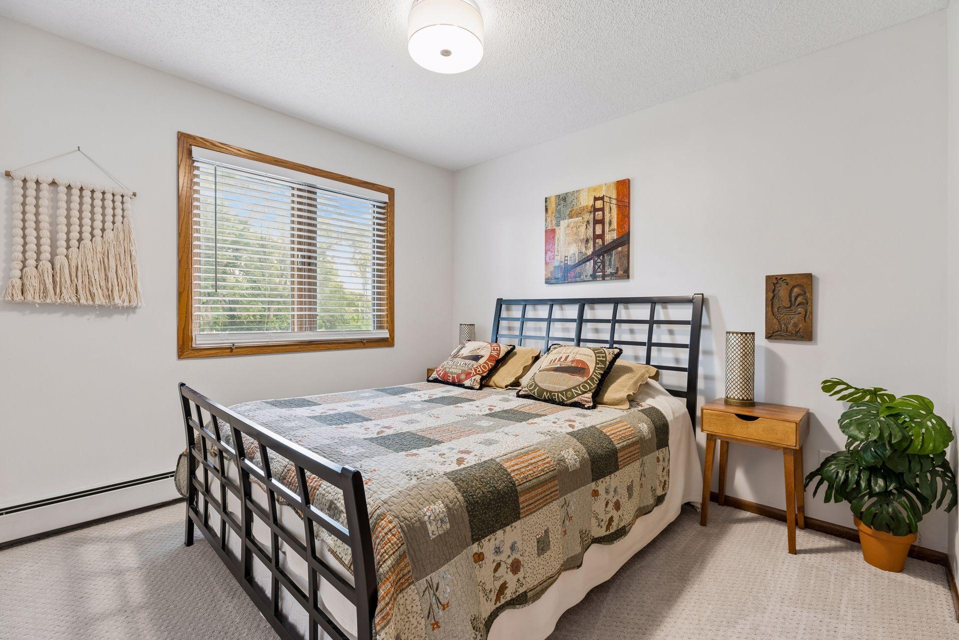 10540 43rd Avenue N Unit: 111