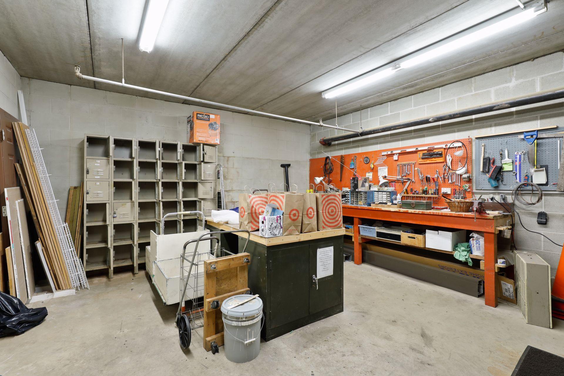 10540 43rd Avenue N Unit: 111