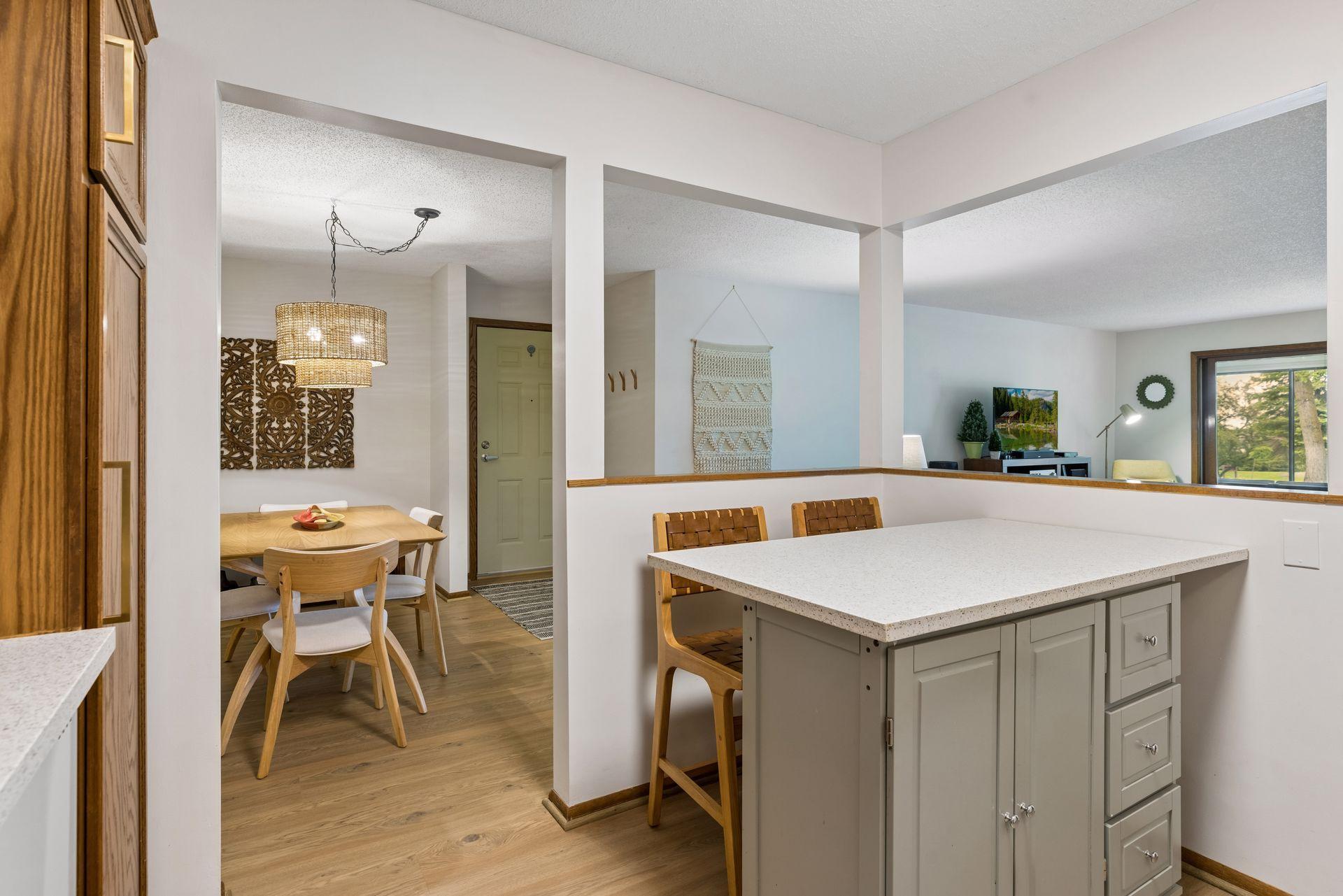 10540 43rd Avenue N Unit: 111