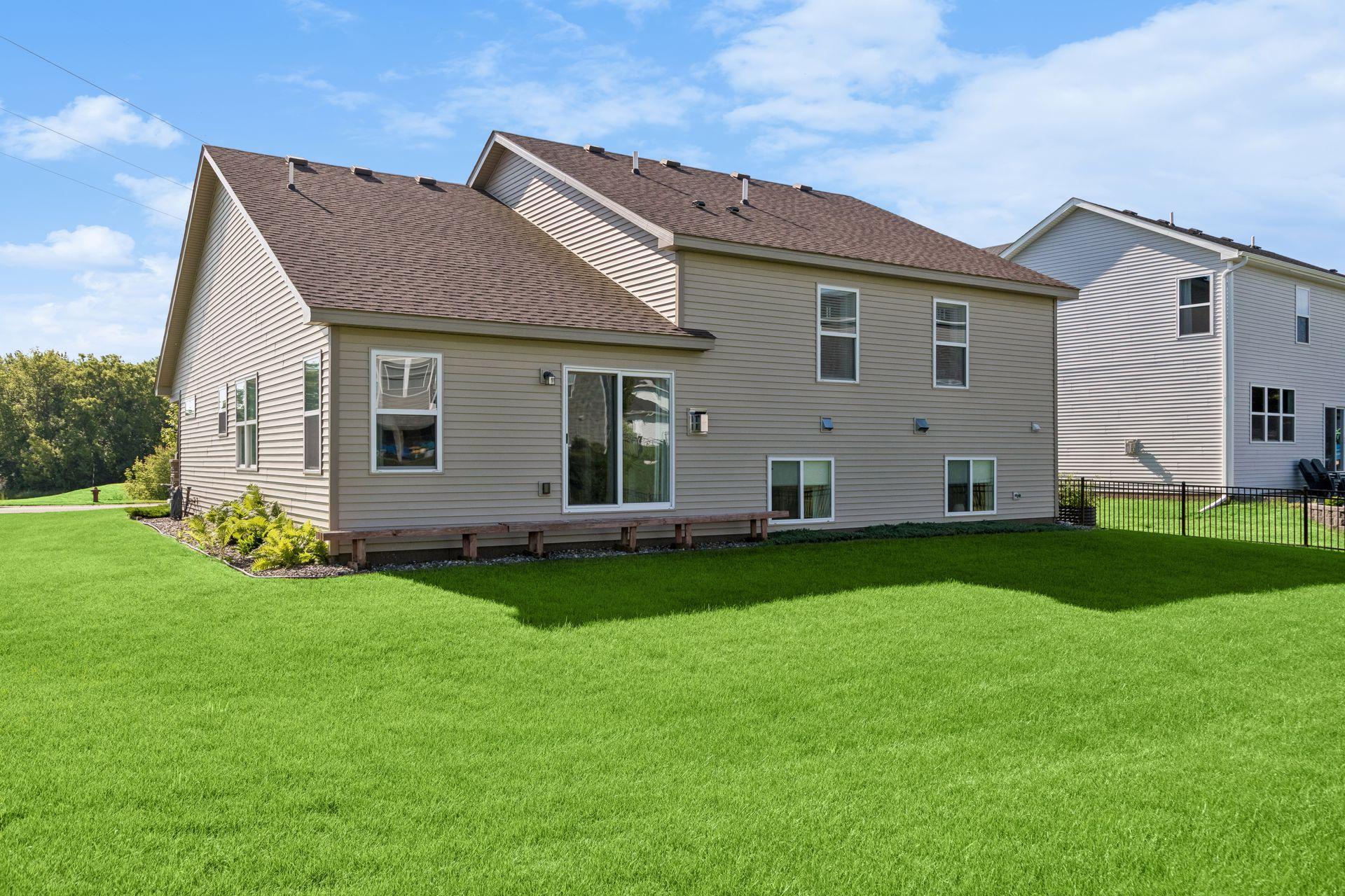 105 2nd Street SW