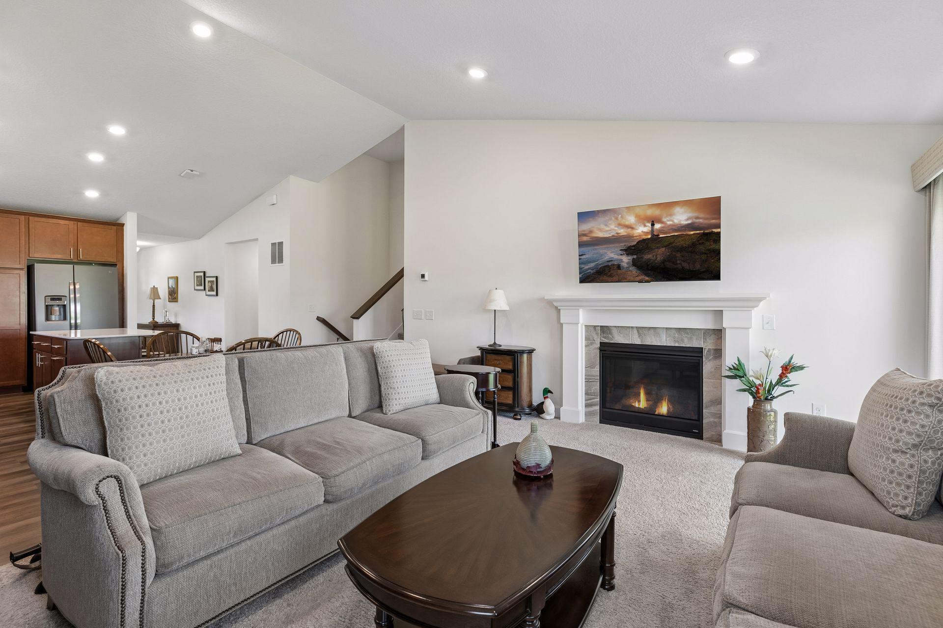 105 2nd Street SW