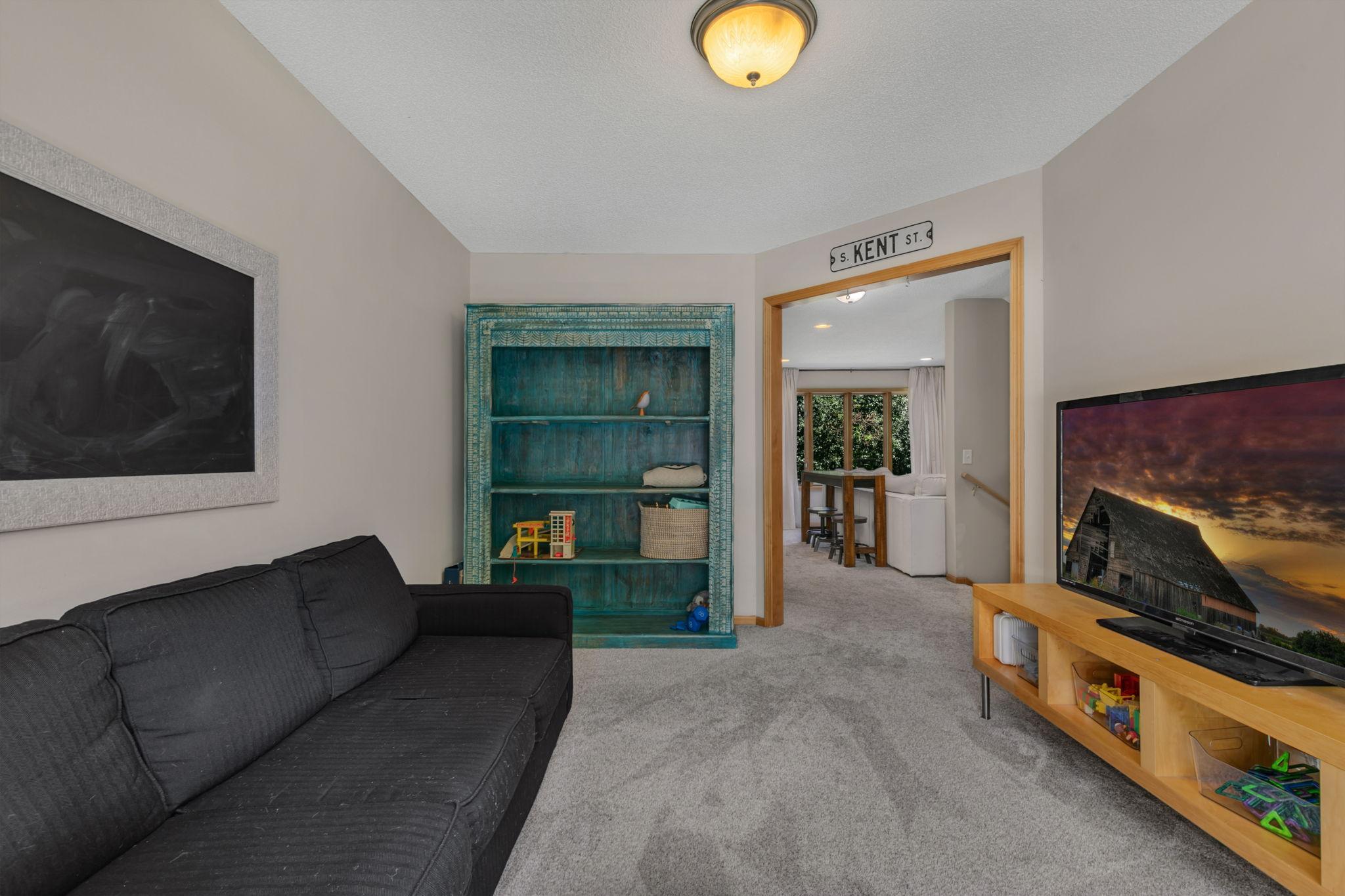 14000 Parkview Drive