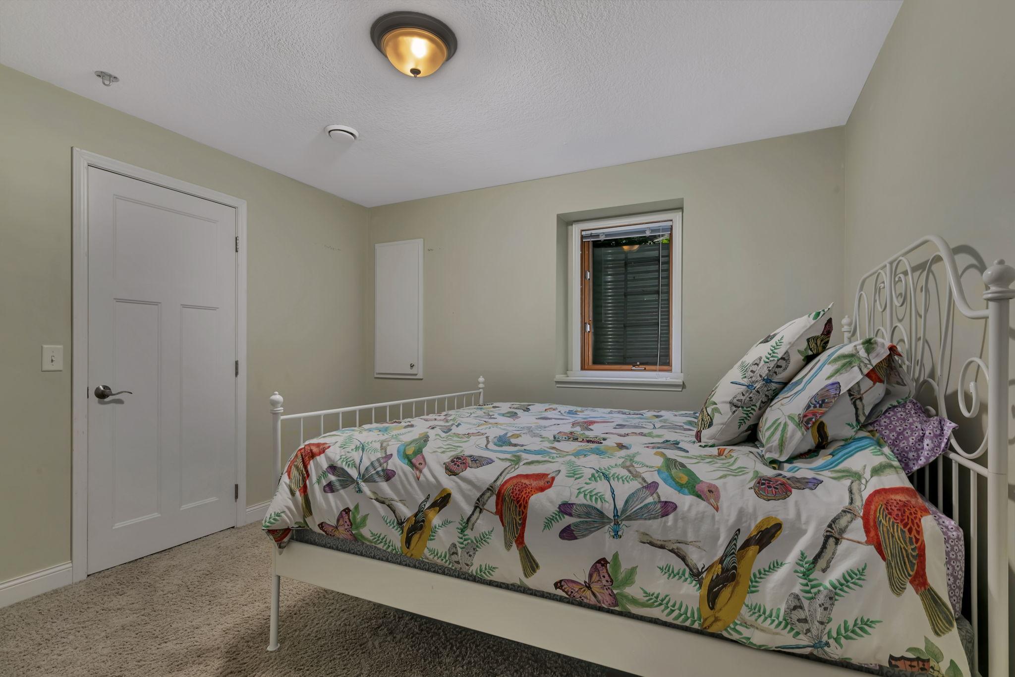 14000 Parkview Drive
