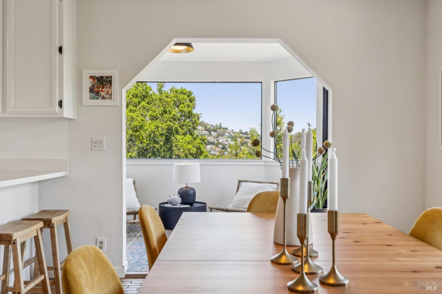 Expansive Home with Tranquility & Views!