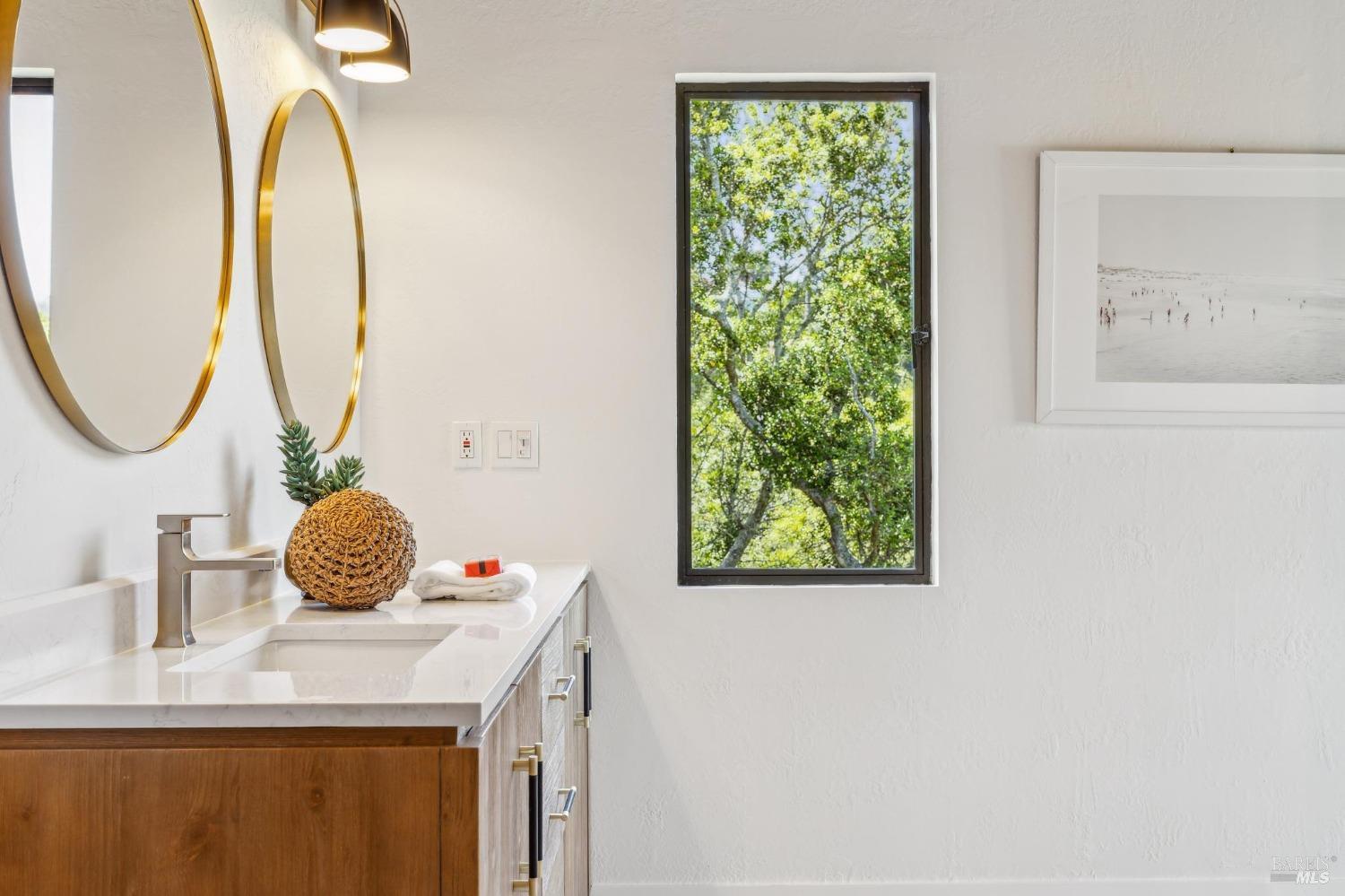 Expansive Home with Tranquility & Views!