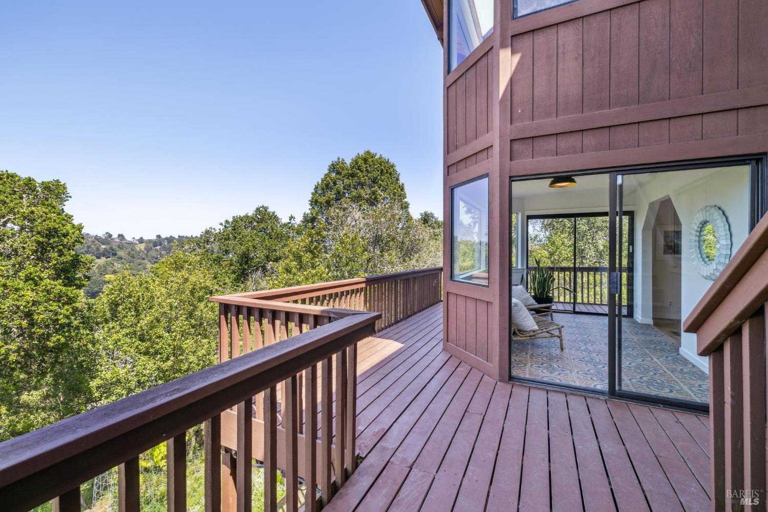 Expansive Home with Tranquility & Views!