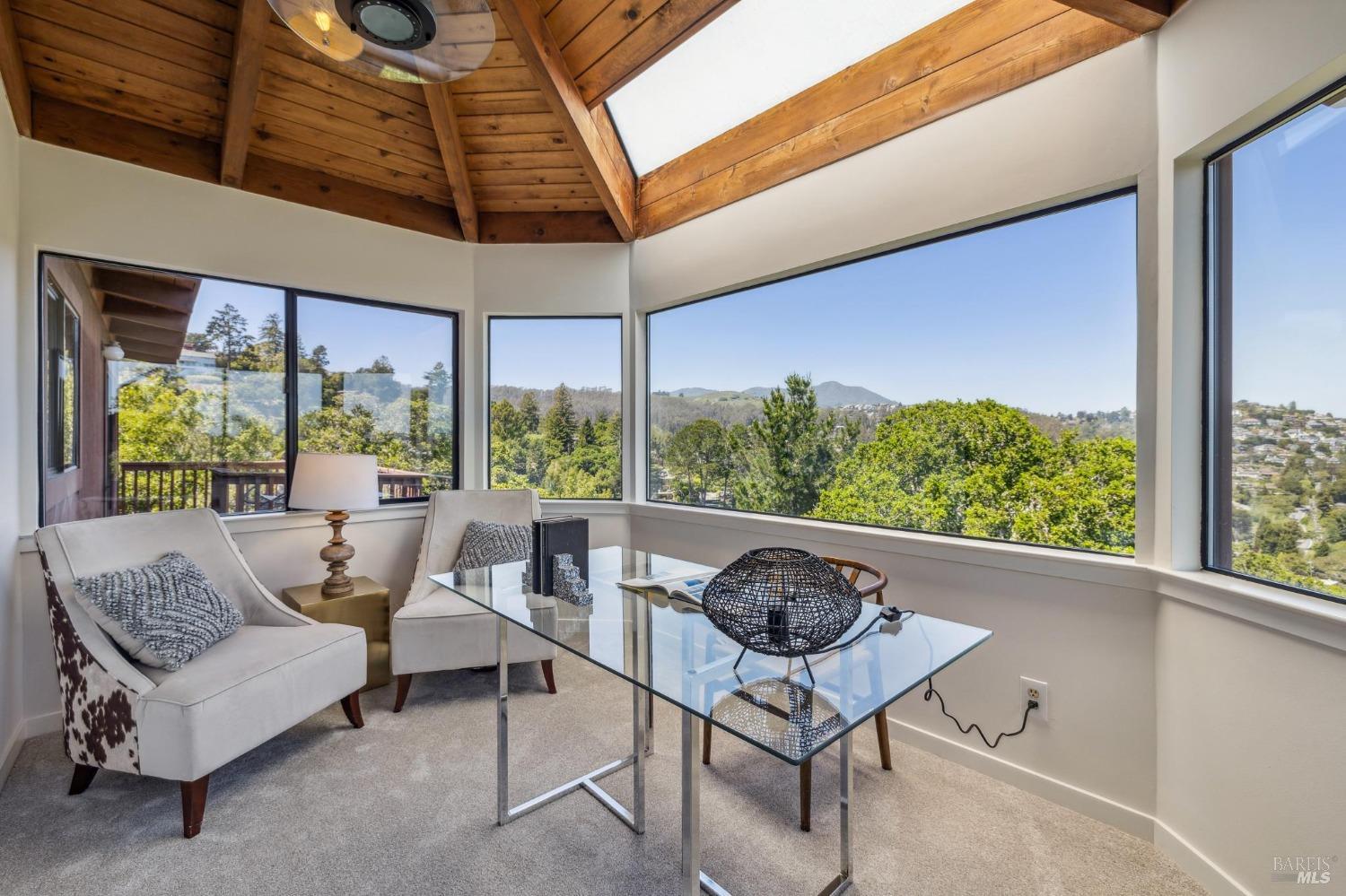 Expansive Home with Tranquility & Views!