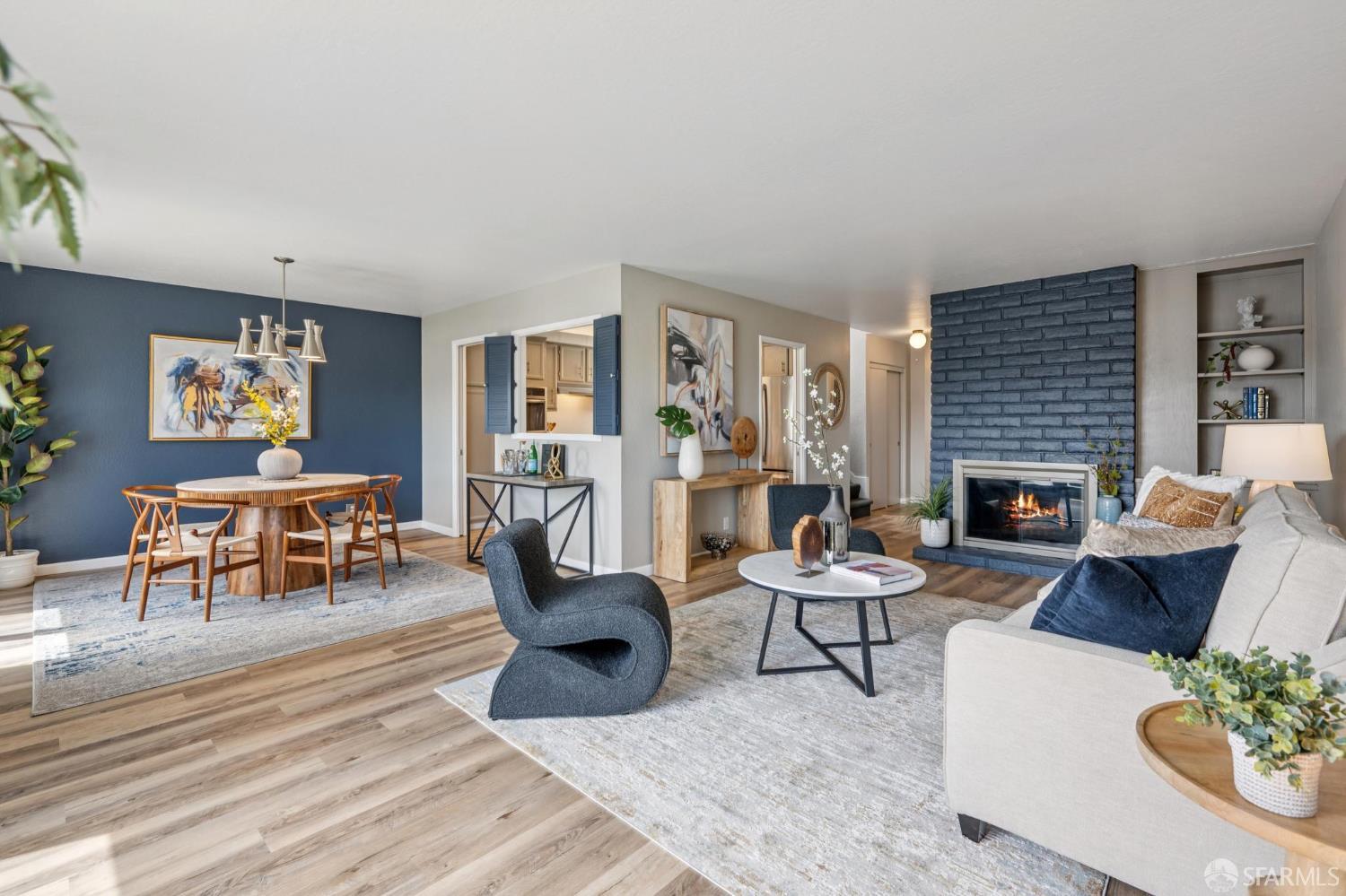 Stunning Remodeled Top Floor Condo w/ Hillside Views!