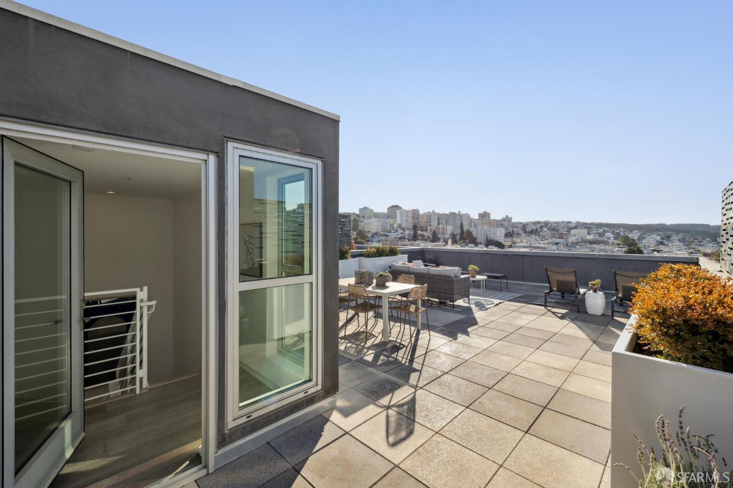 SOLD Trophy Penthouse with Iconic Views - Cow Hollow!