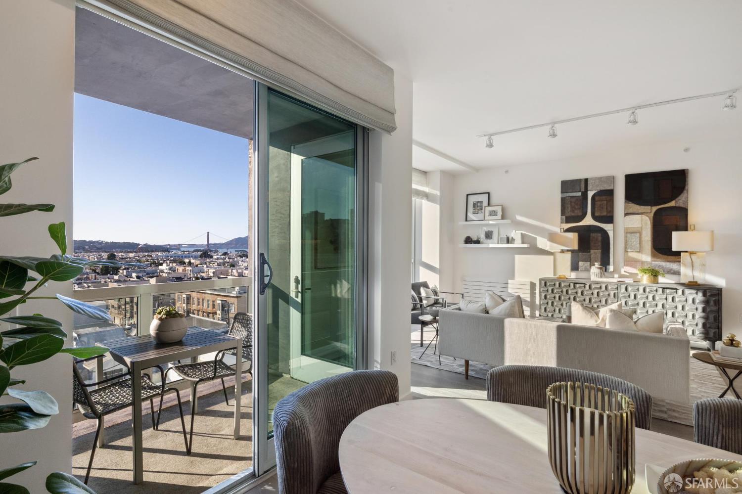 SOLD Trophy Penthouse with Iconic Views - Cow Hollow!