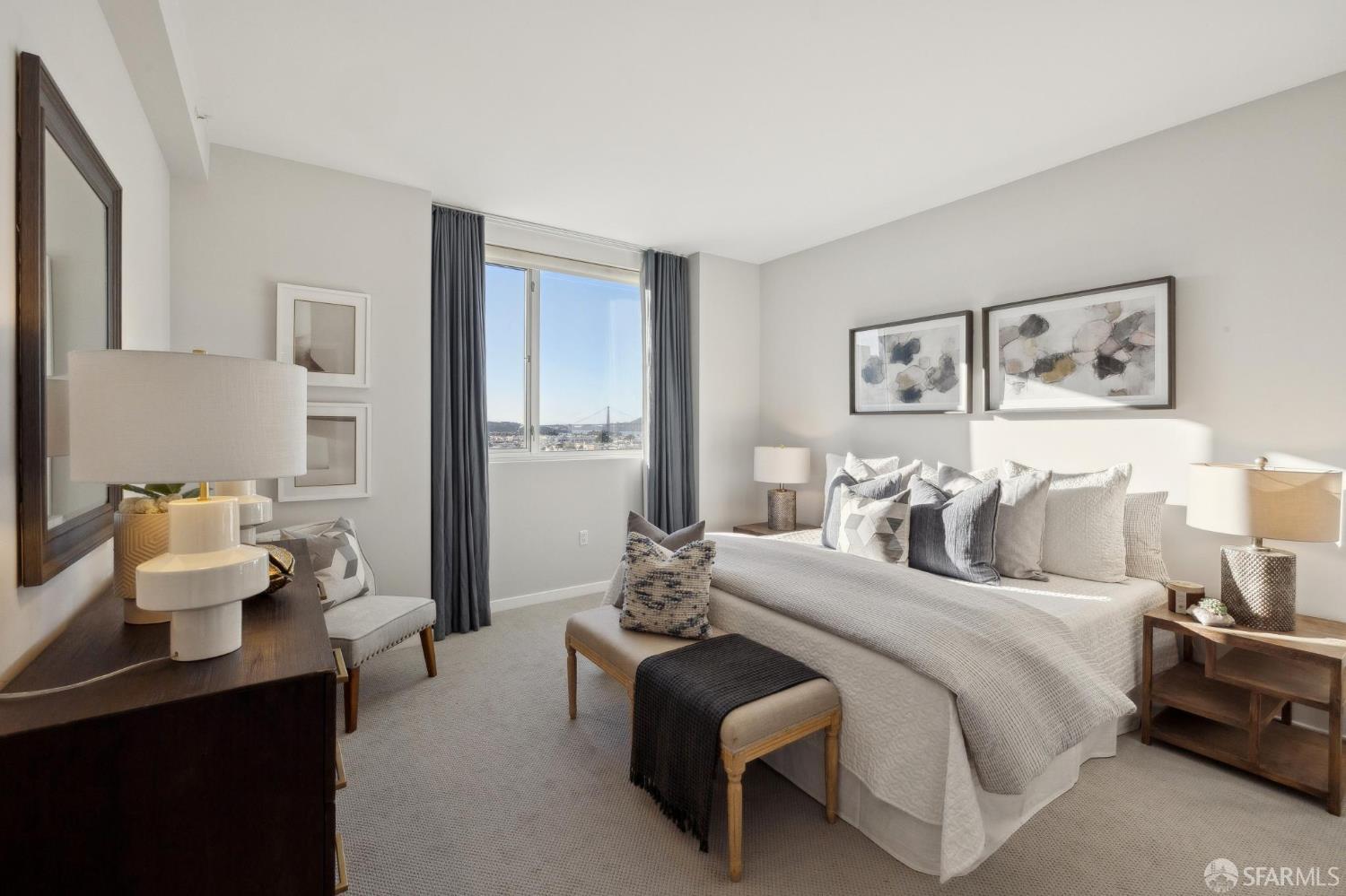 1501 Filbert Street Unit: PH7F