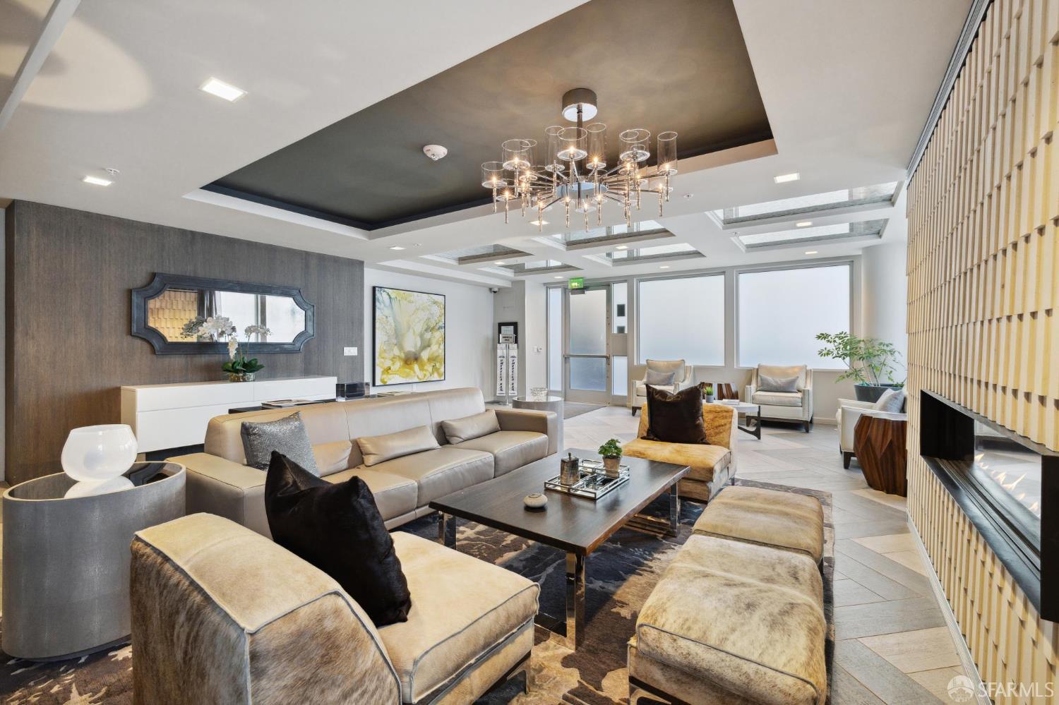 SOLD Trophy Penthouse with Iconic Views - Cow Hollow!