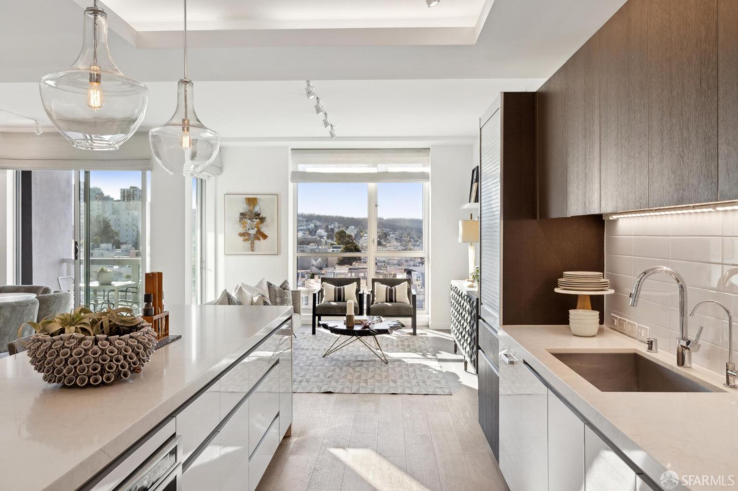 SOLD Trophy Penthouse with Iconic Views - Cow Hollow!