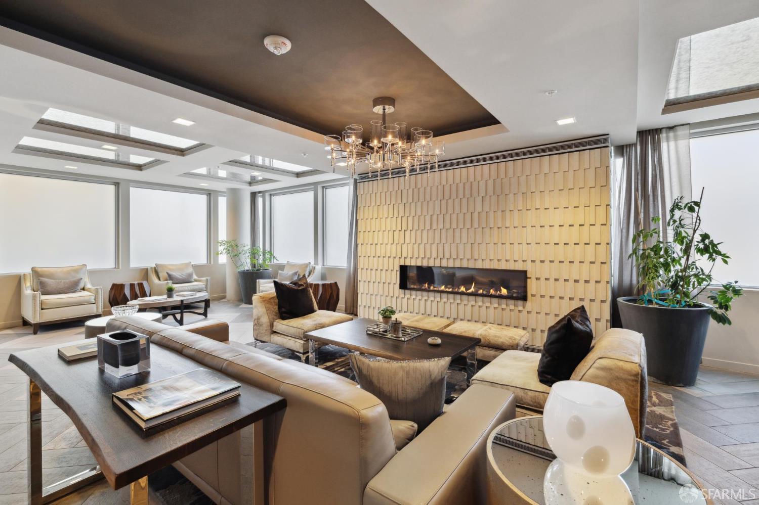 SOLD Trophy Penthouse with Iconic Views - Cow Hollow!