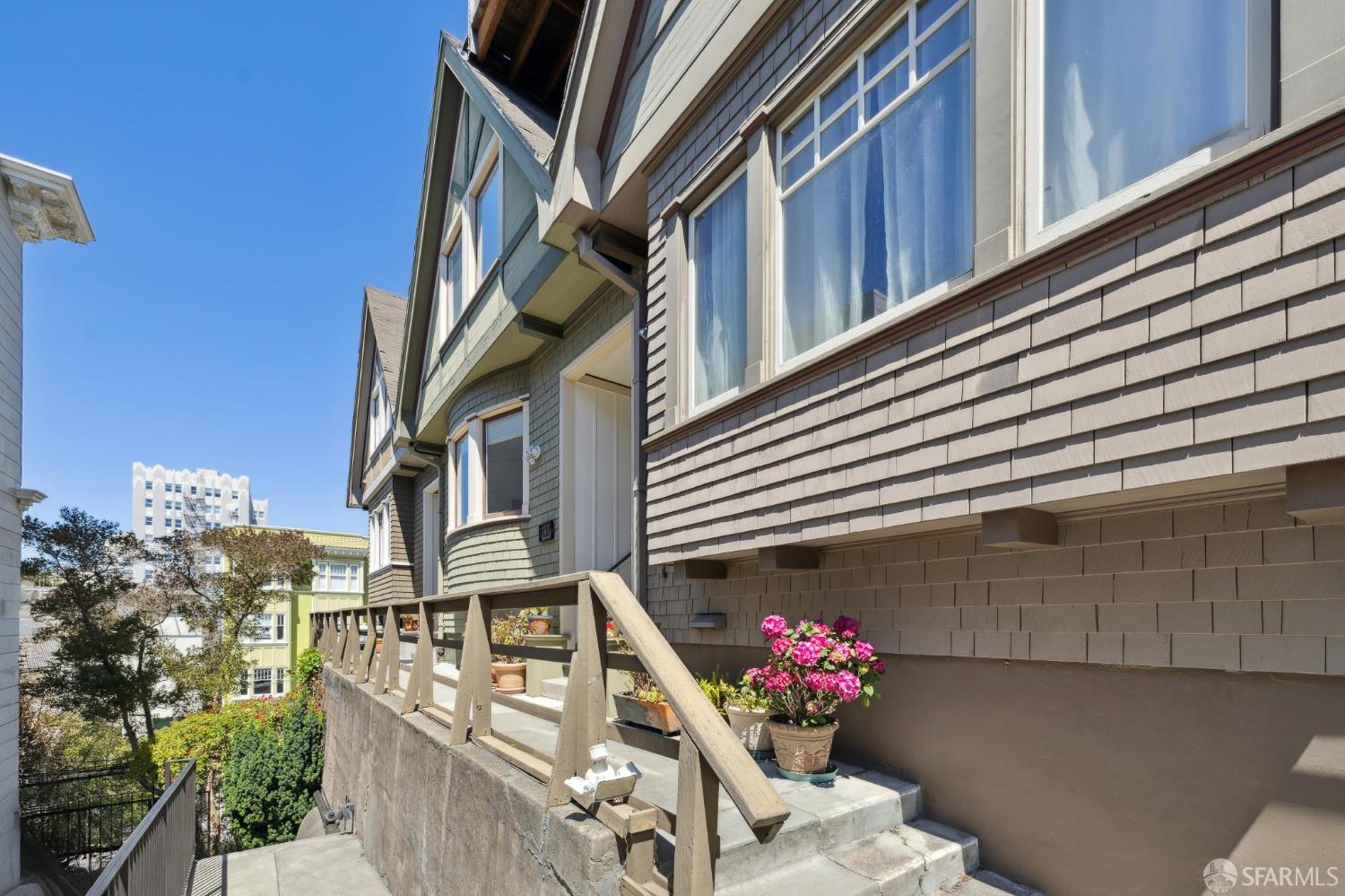 SOLD Stunning House-Like Condo - Russian Hill