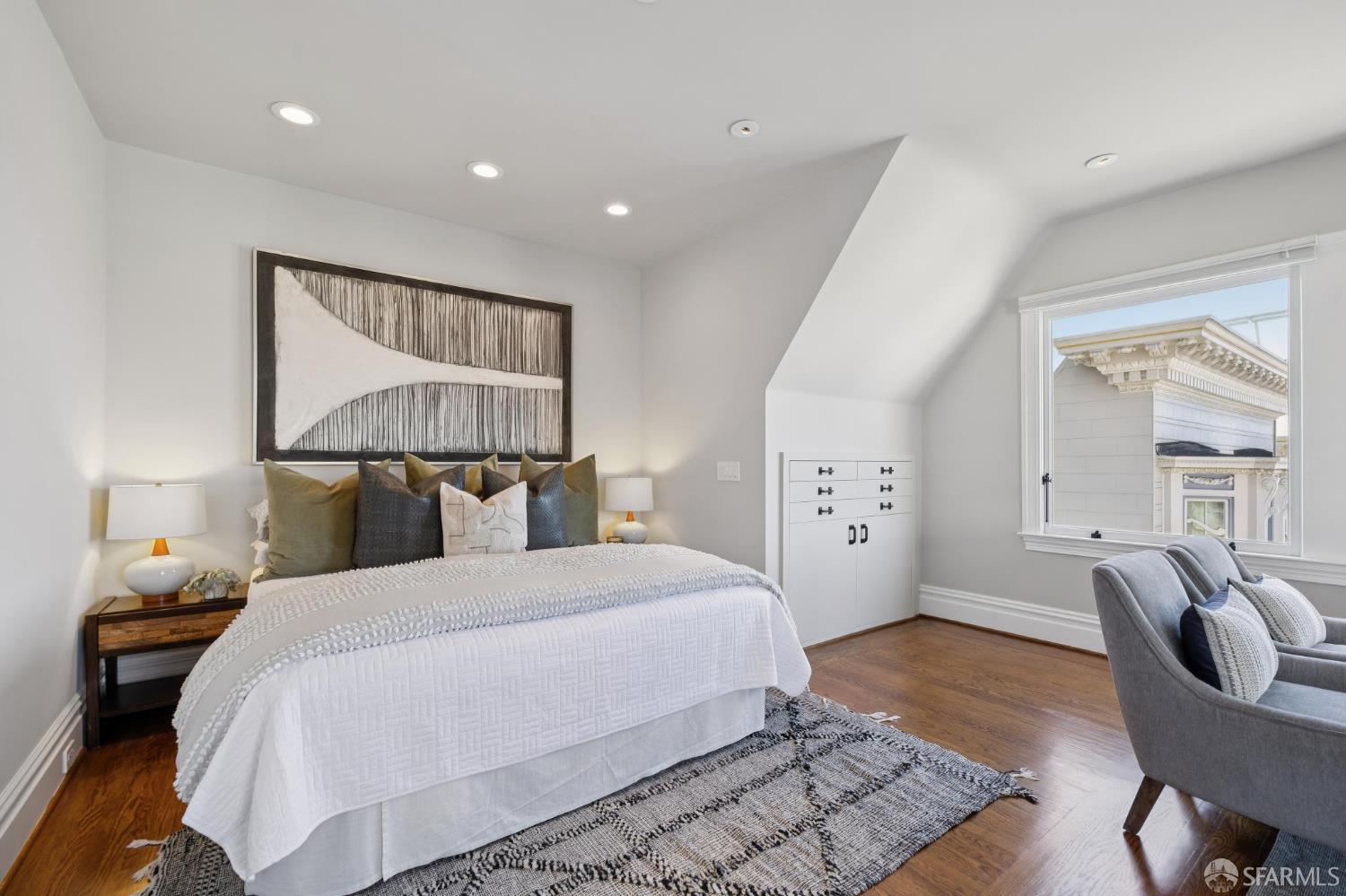 SOLD Stunning House-Like Condo - Russian Hill