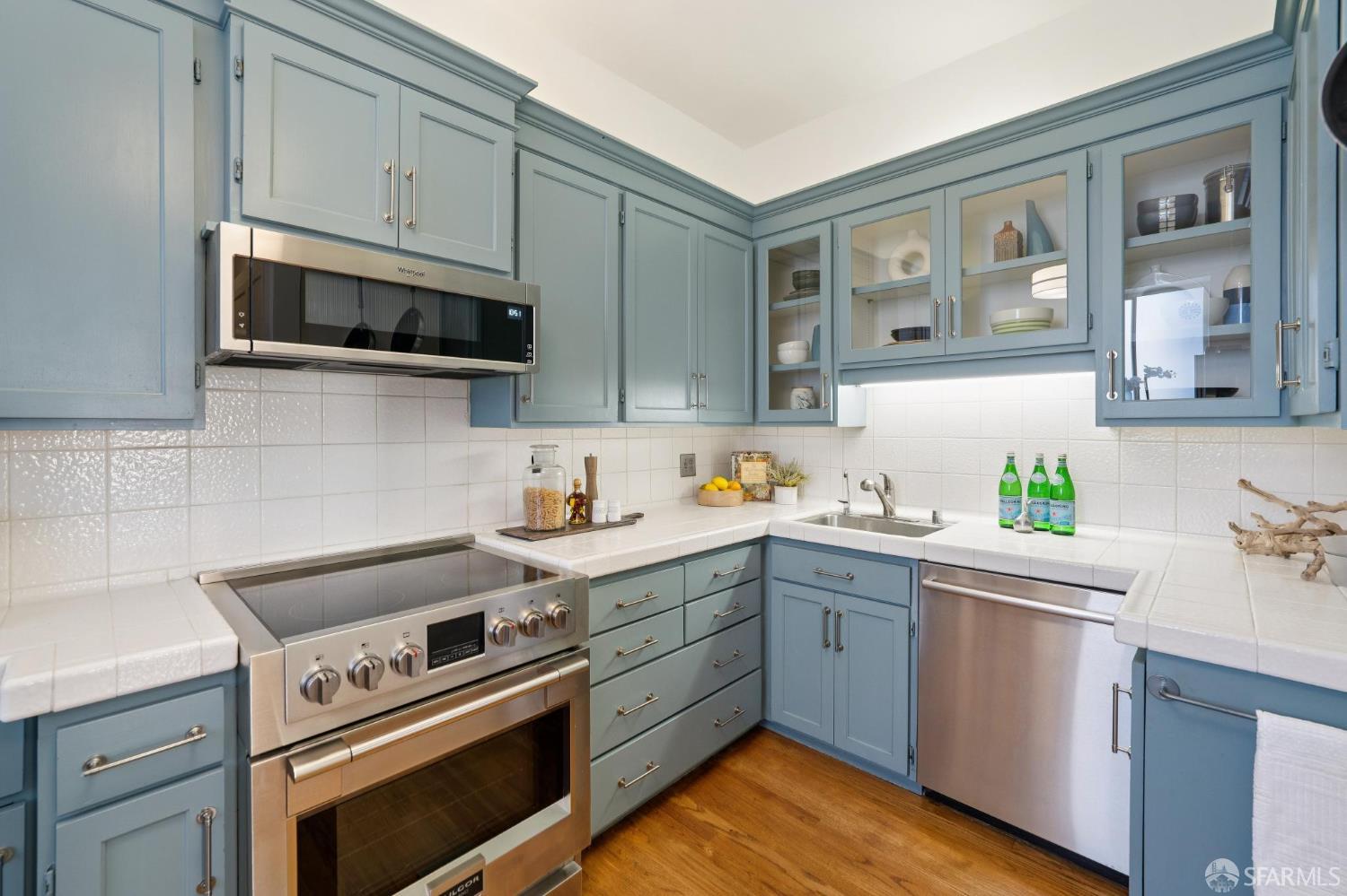 795 Sutter Street # 302