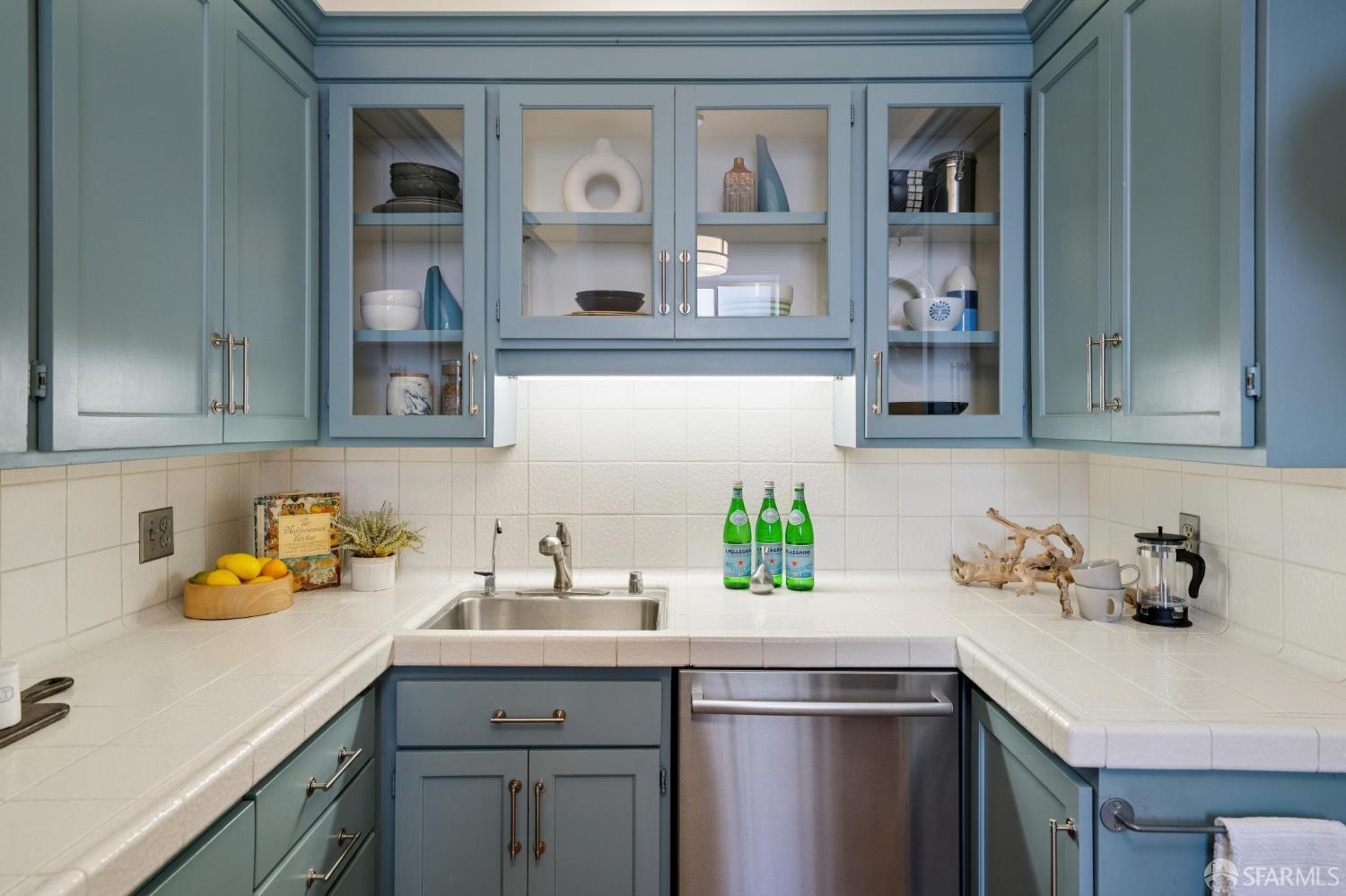 795 Sutter Street # 302