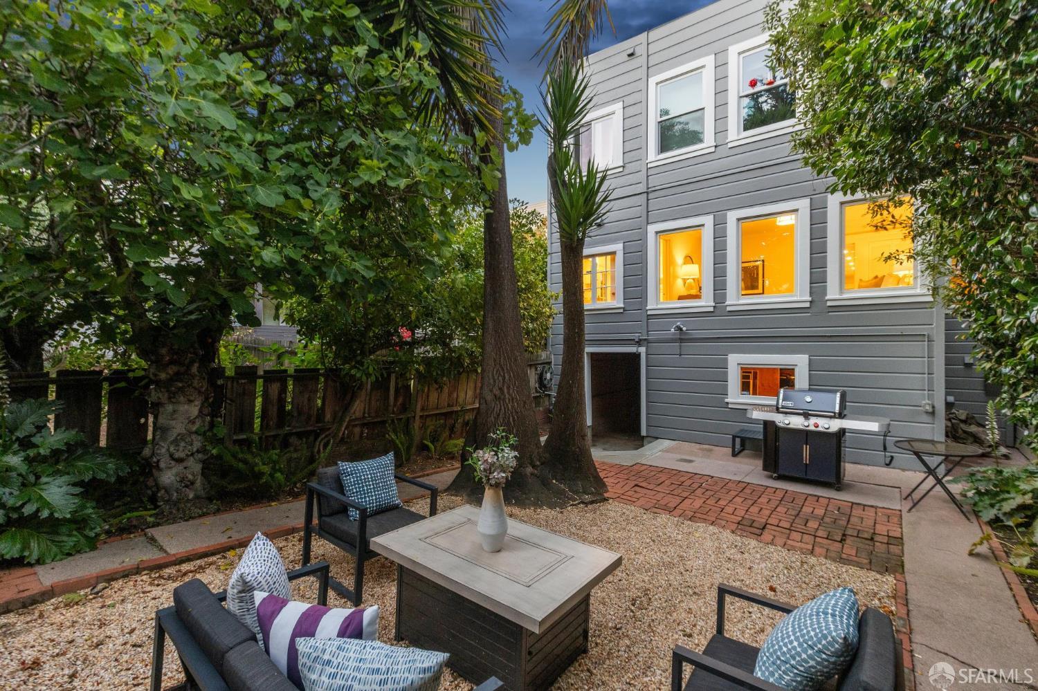 1125 Shrader Street