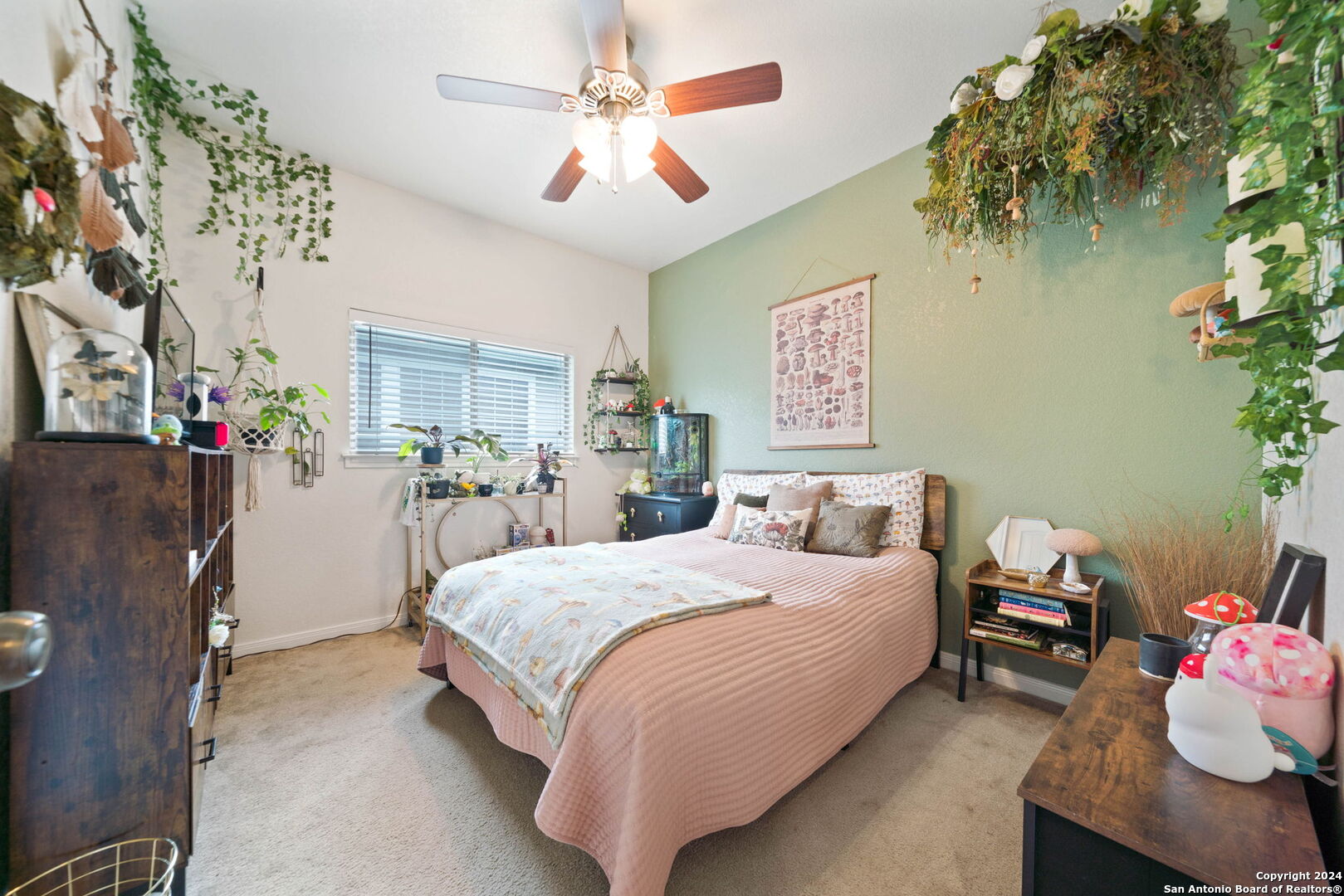 20806 CORAL SPUR
