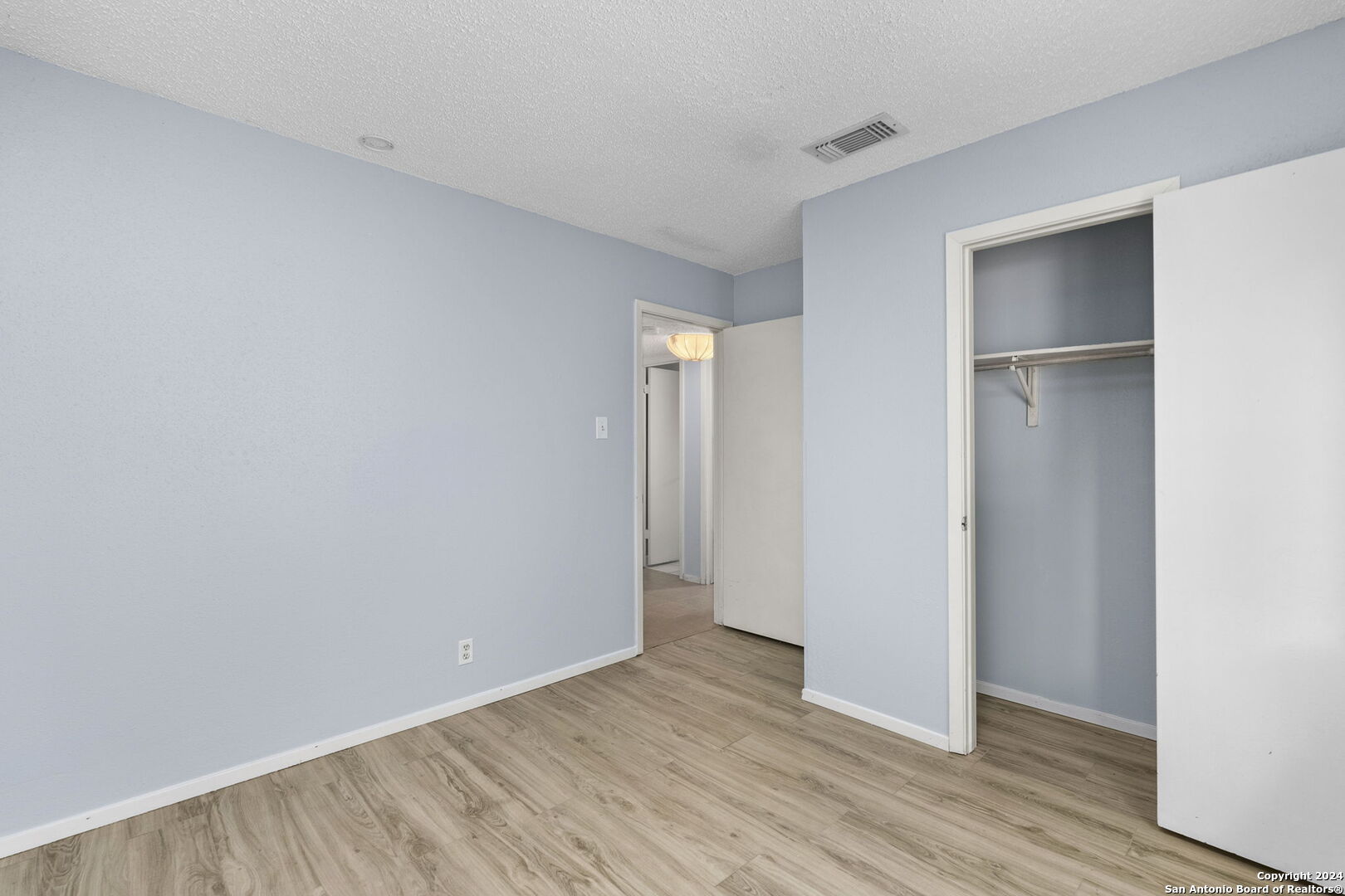 2322 MOSS TERRACE