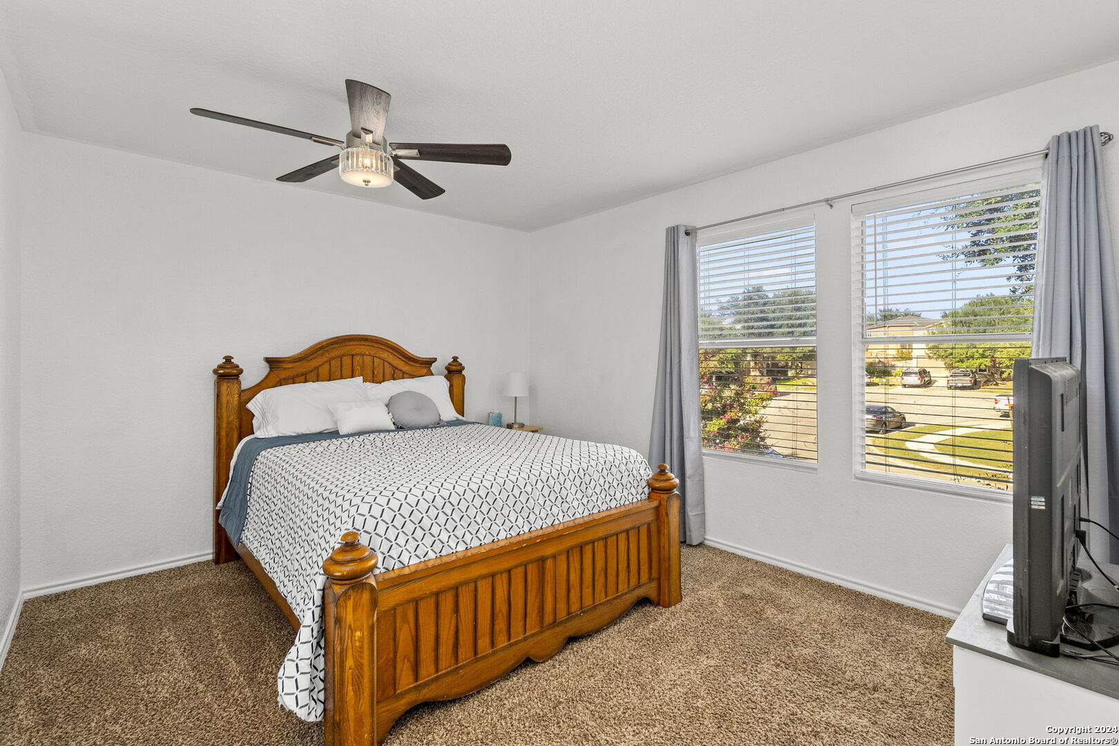 433 HINGE LOOP