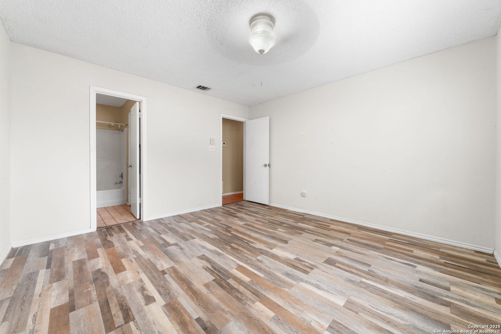 12031 Stoney Pass