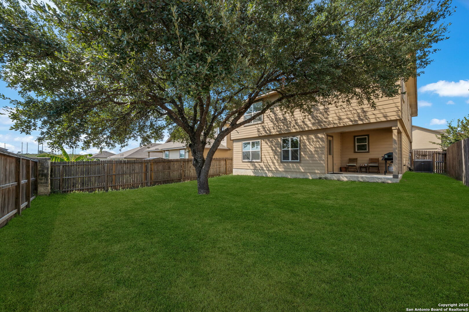 11127 Creek Eagle
