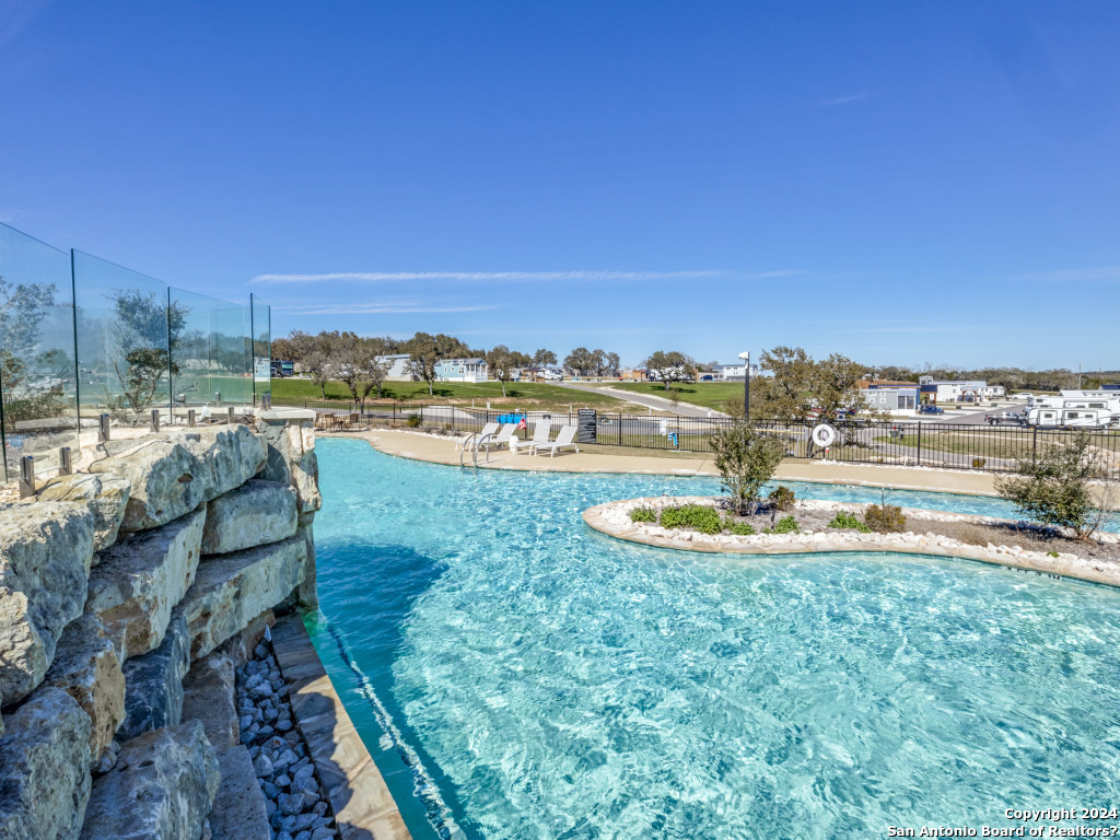 5386 Ranch Road 1376 #184