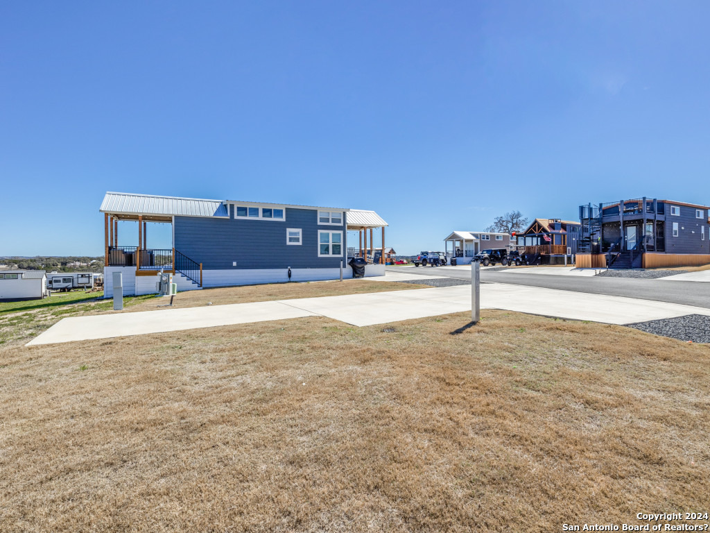 5386 Ranch Road 1376 #184