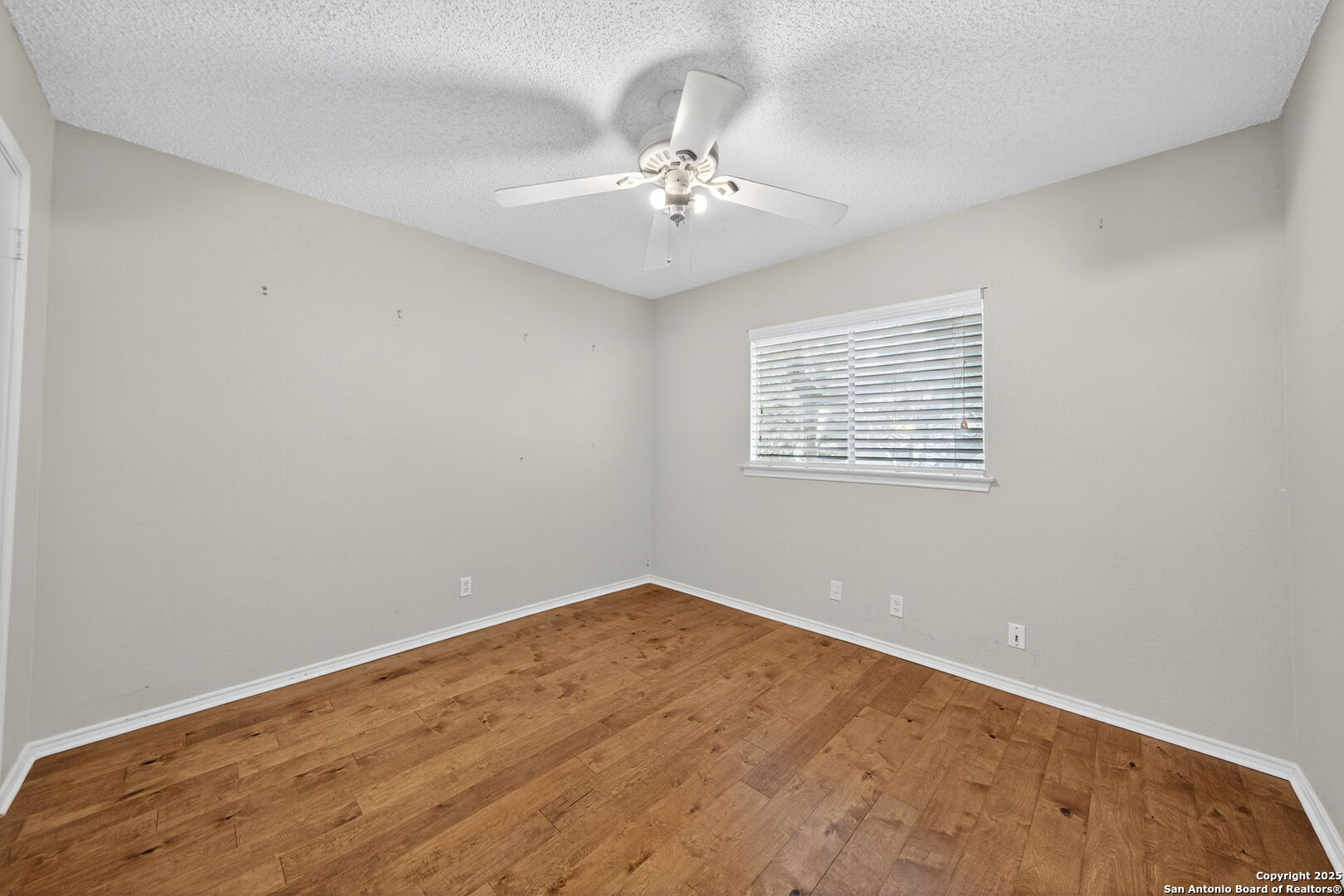 13610 Forest Rock