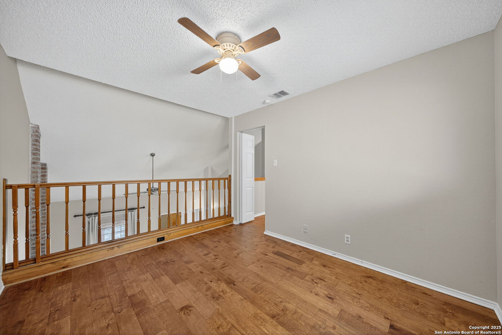 13610 Forest Rock